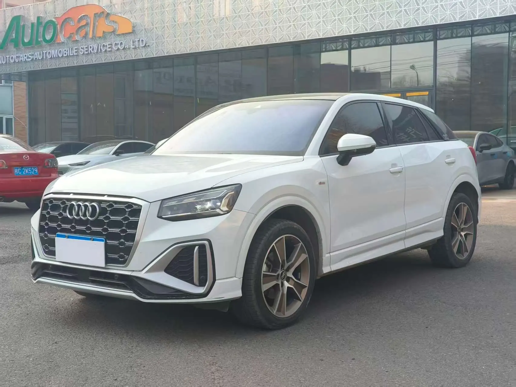 Audi Q2L