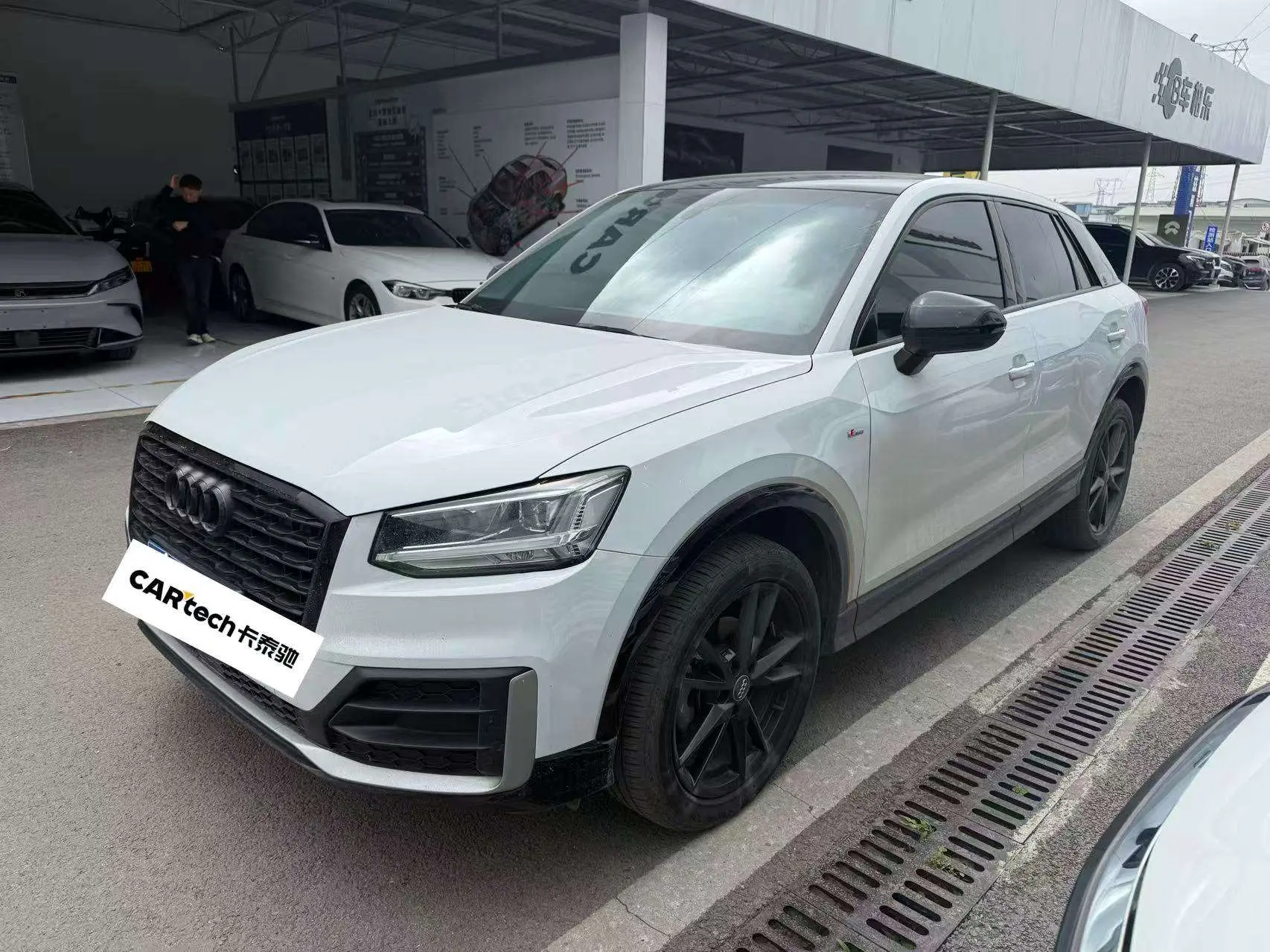 Audi Q2L