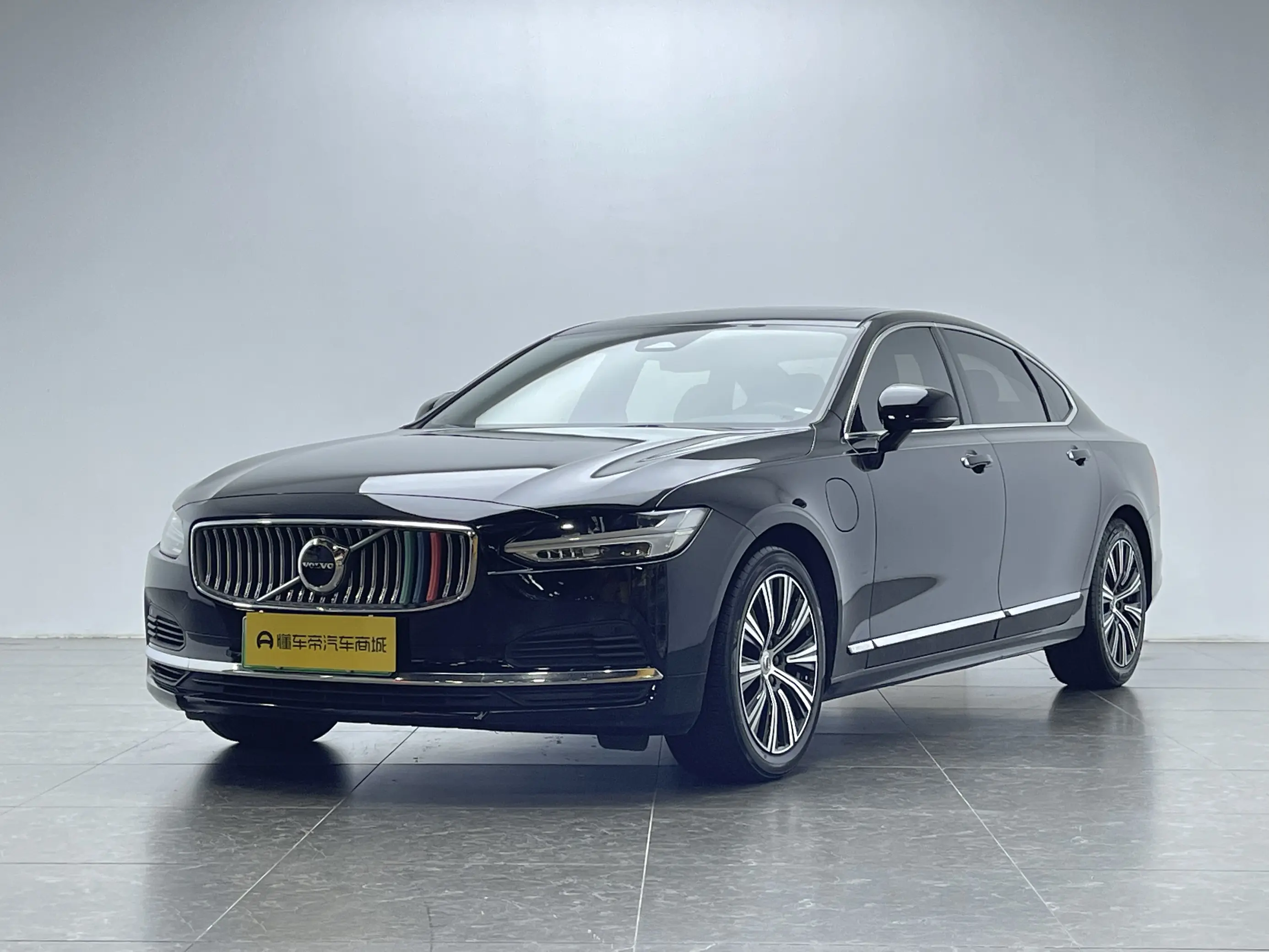 Volvo S90 PHEV