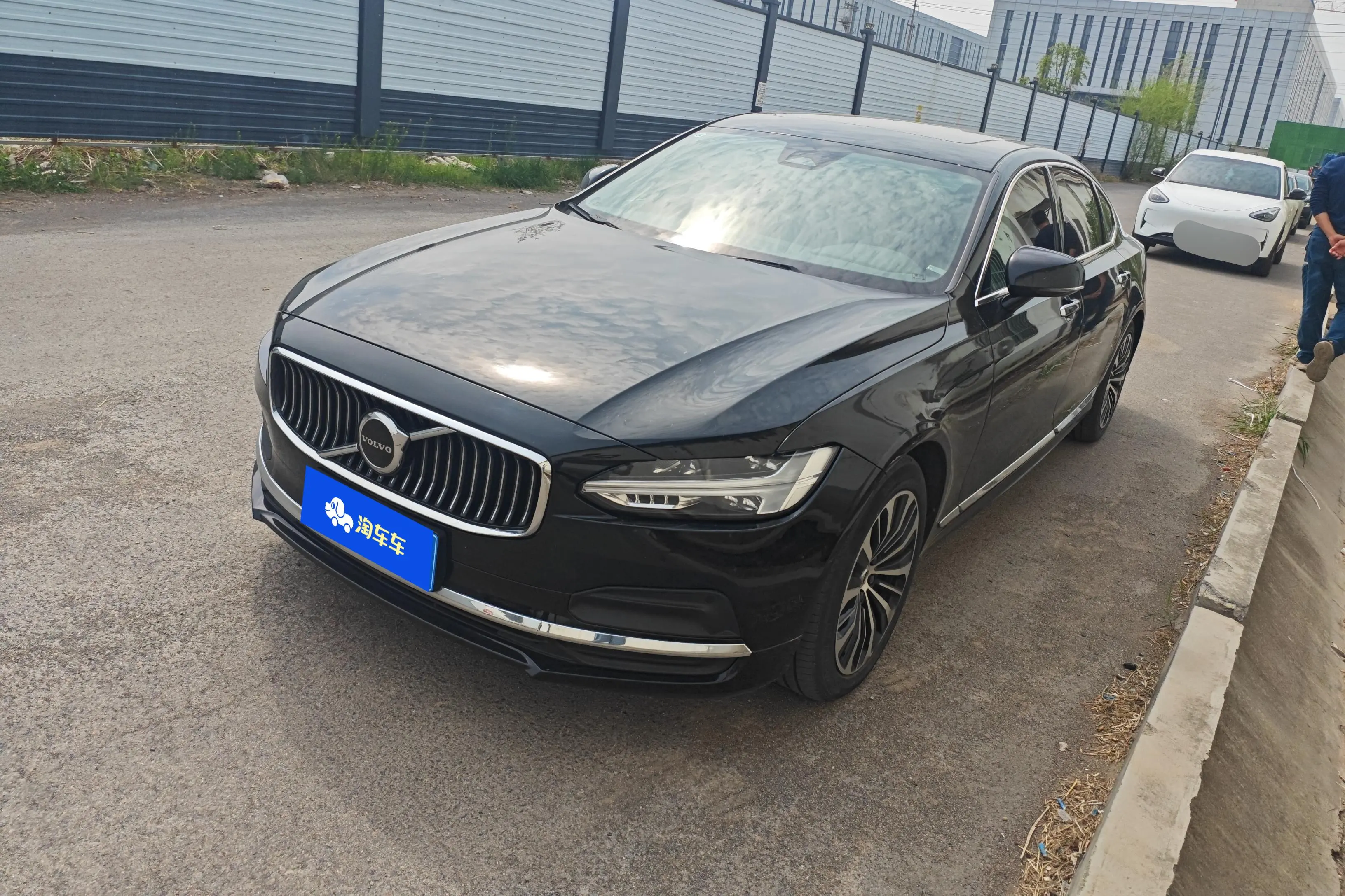 Volvo S90