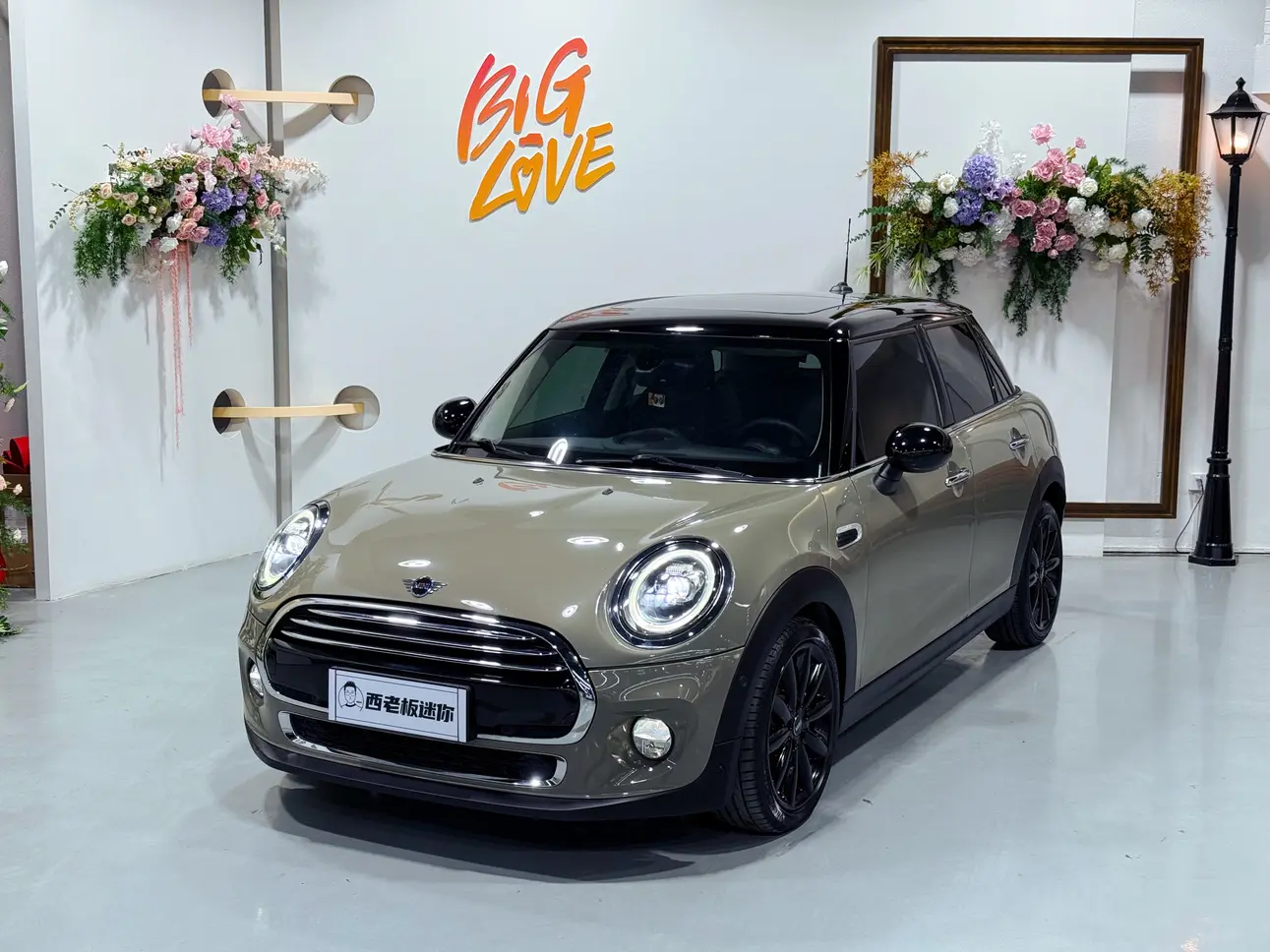 MINI MINI