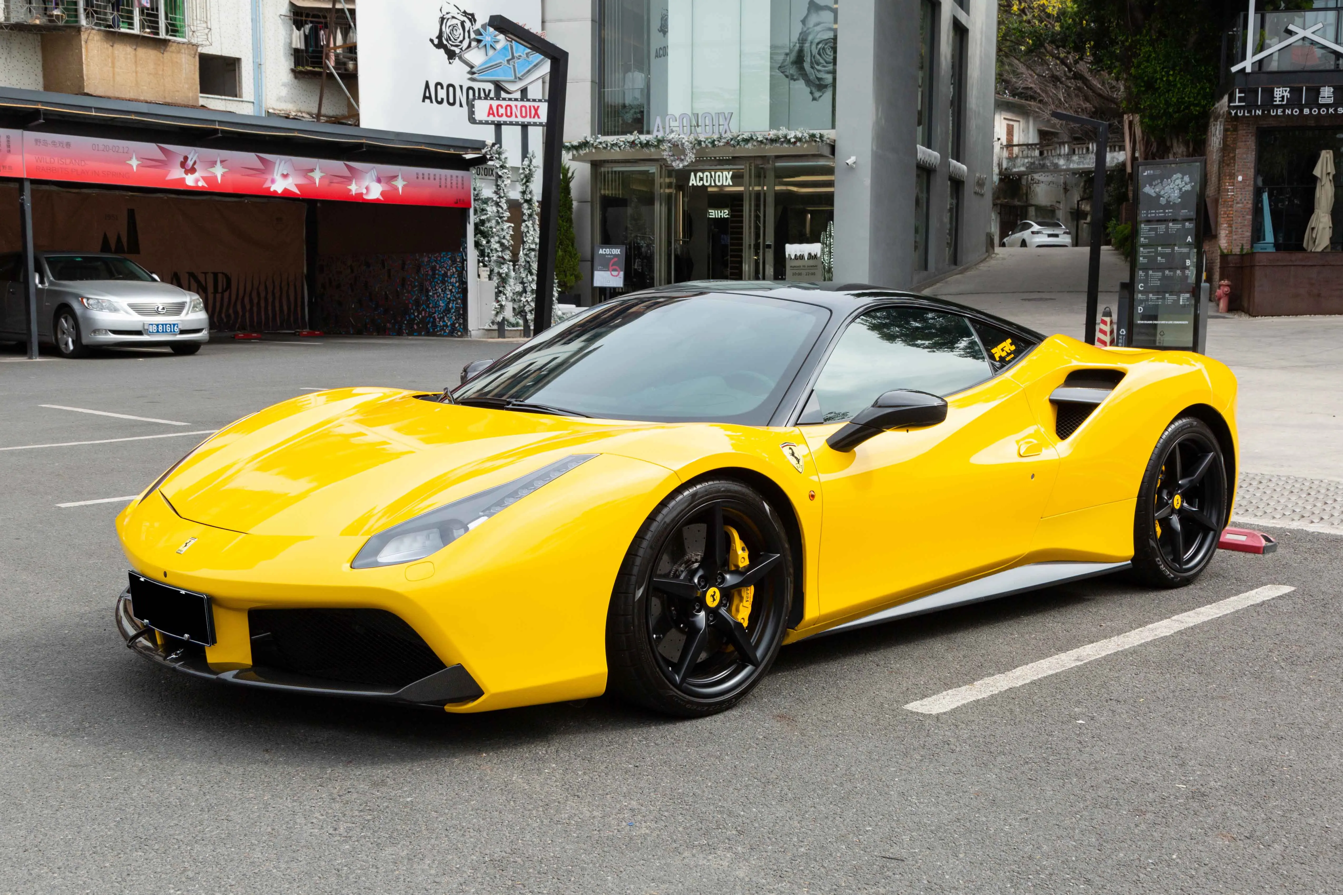 Ferrari 488