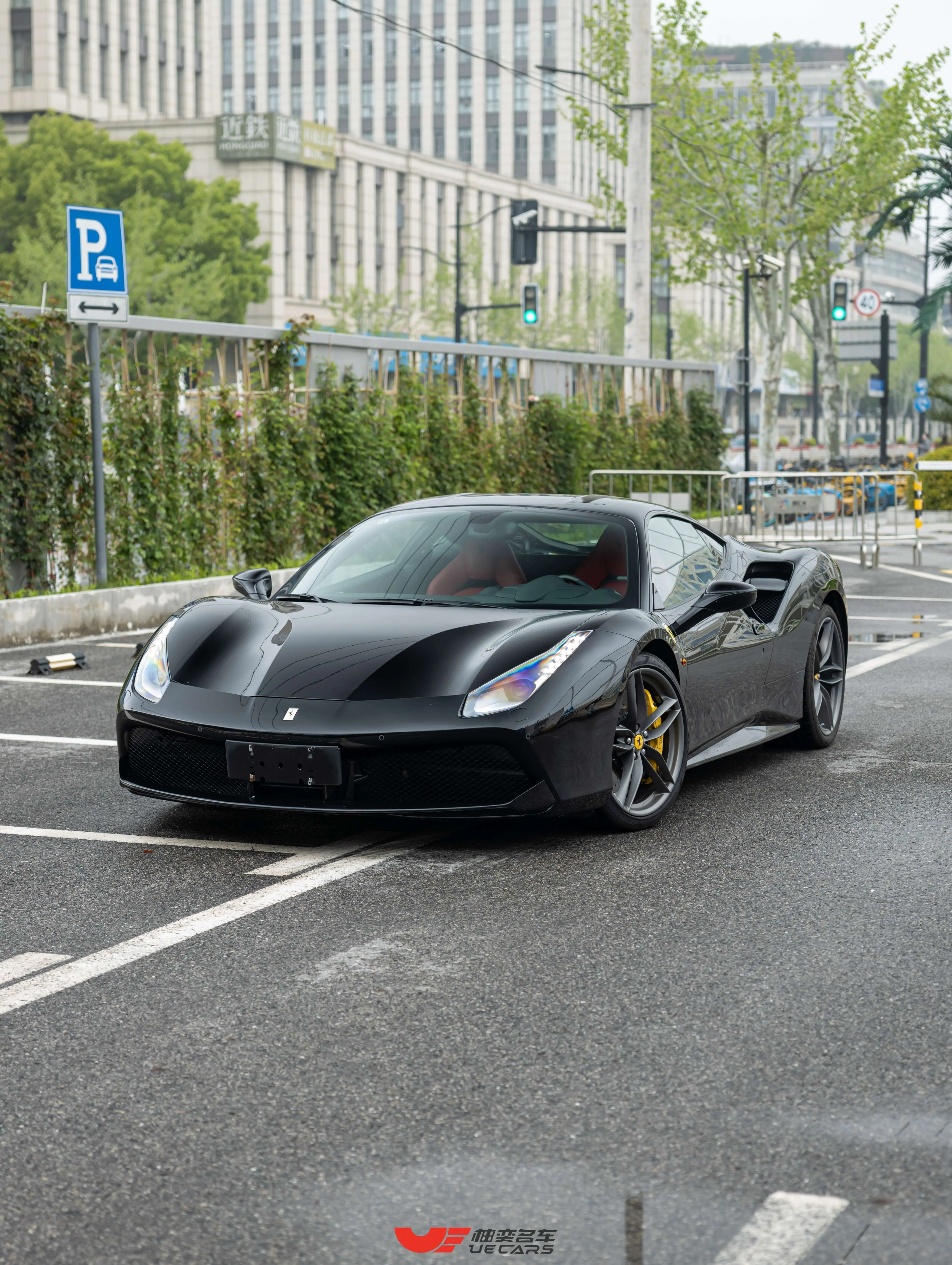 Ferrari 488
