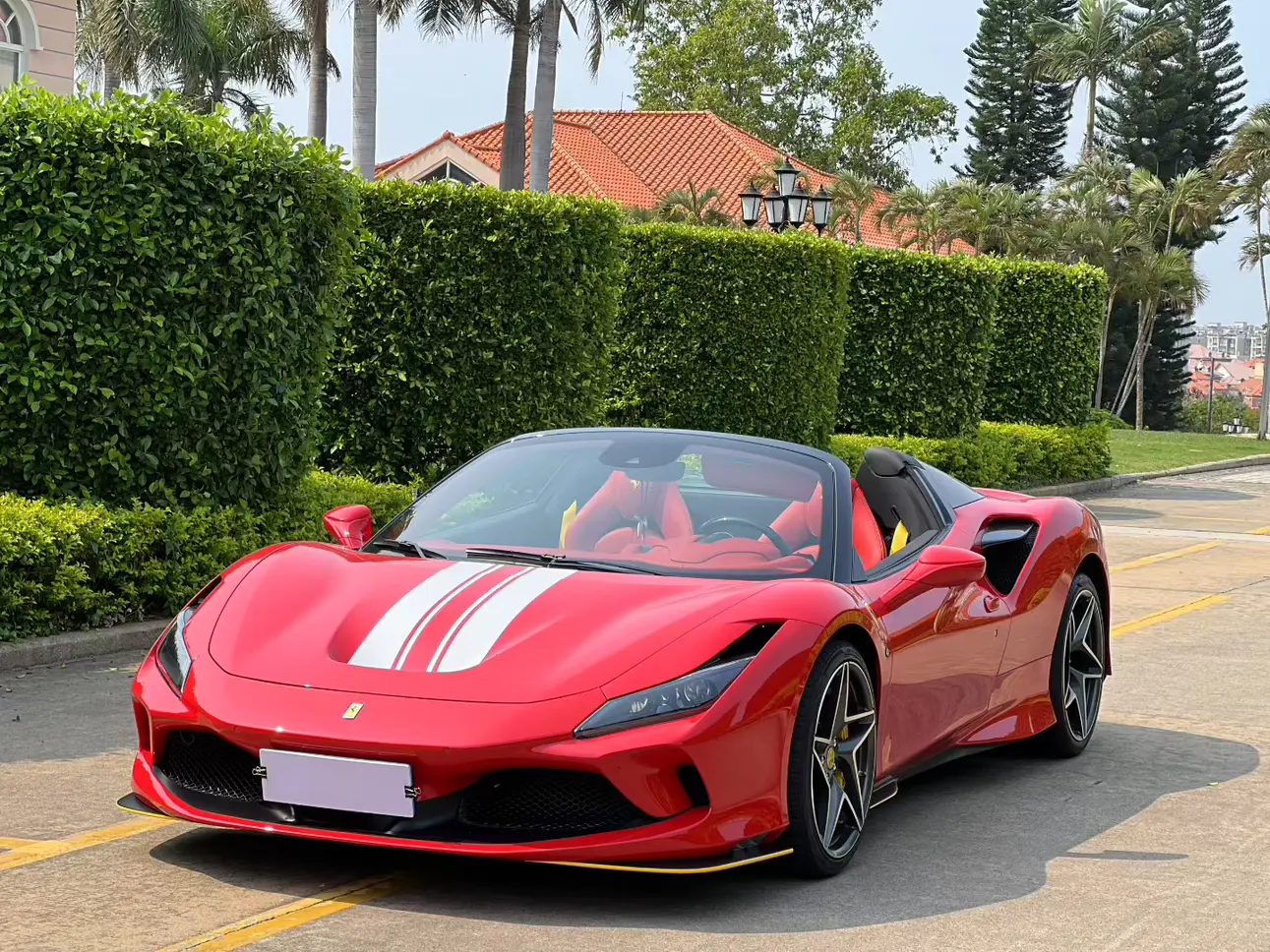 Ferrari F8