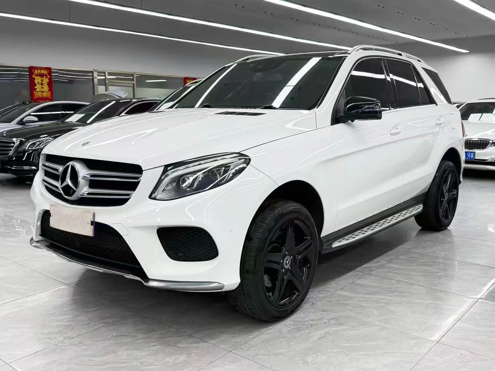 Mercedes-Benz GLE (Imported)