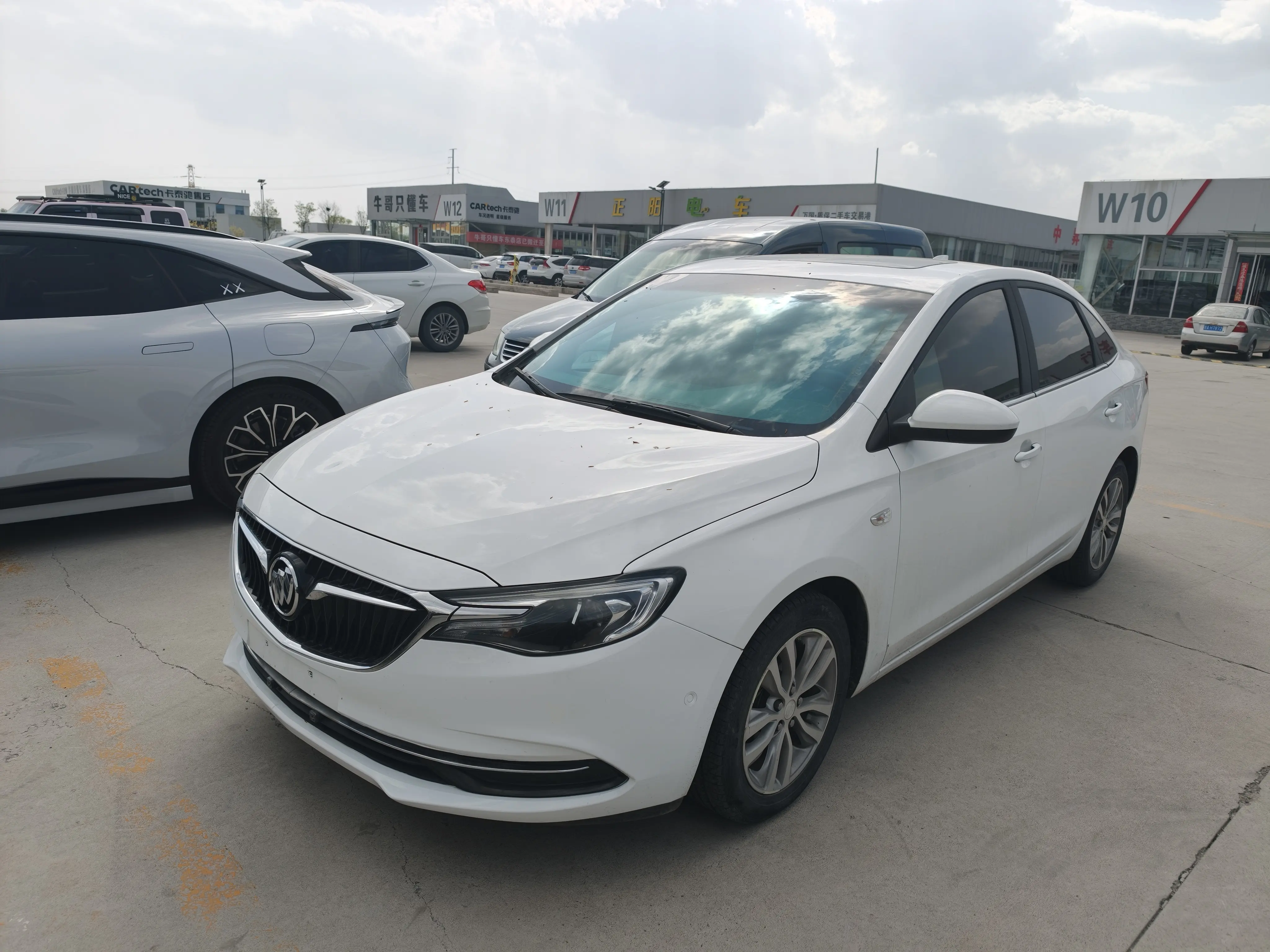 Buick Yinglang