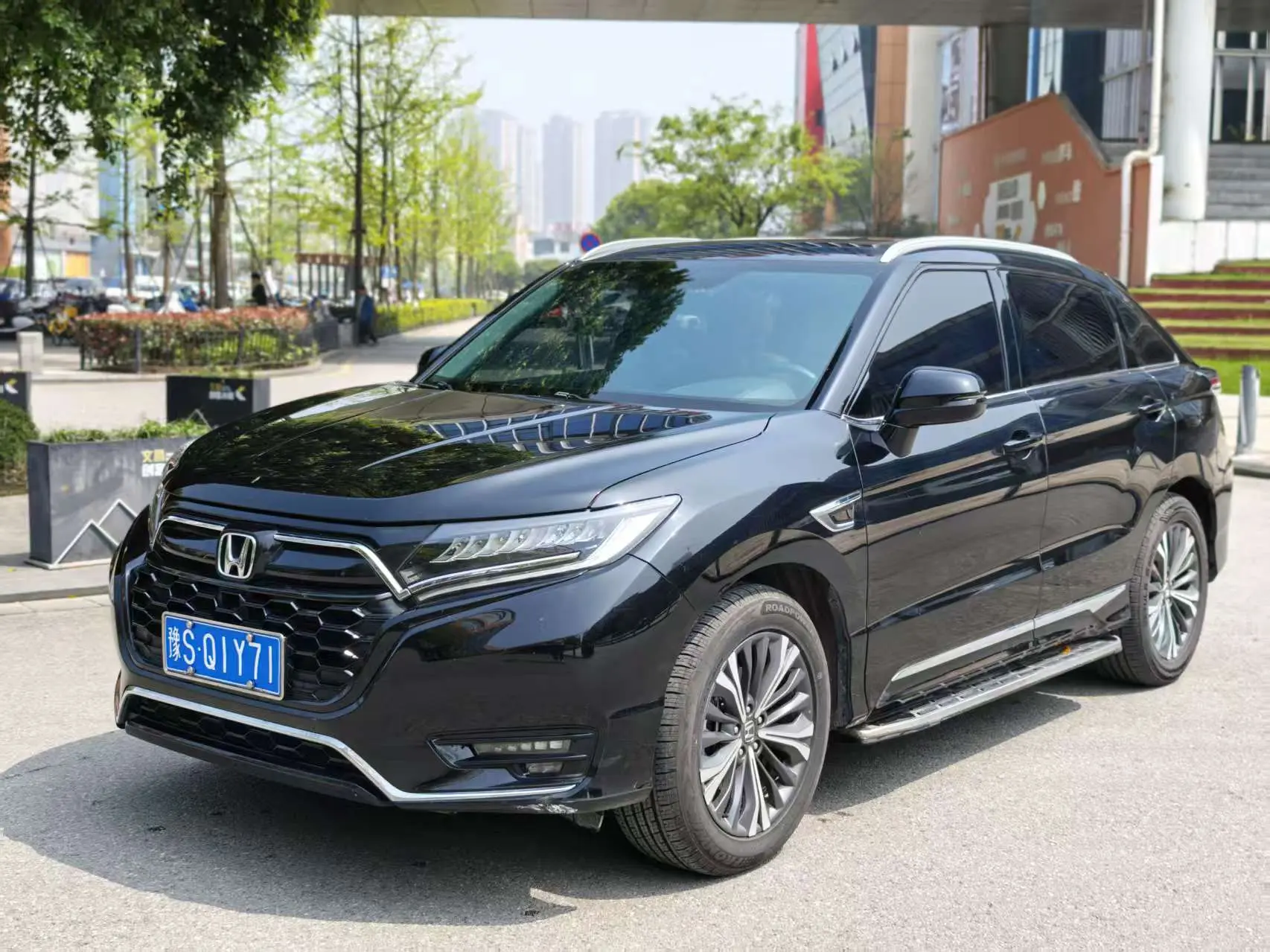 Honda UR-V