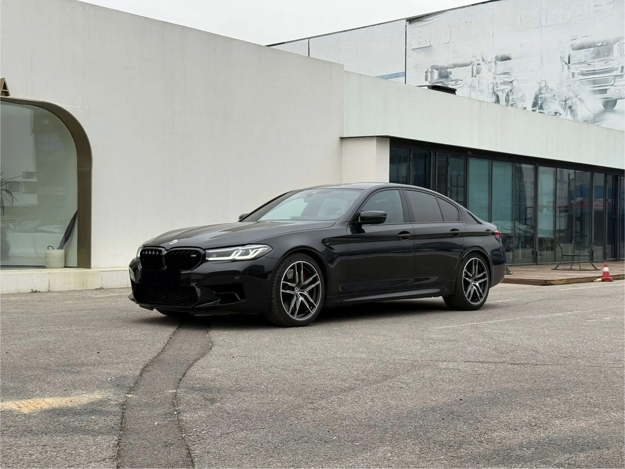 BMW M5