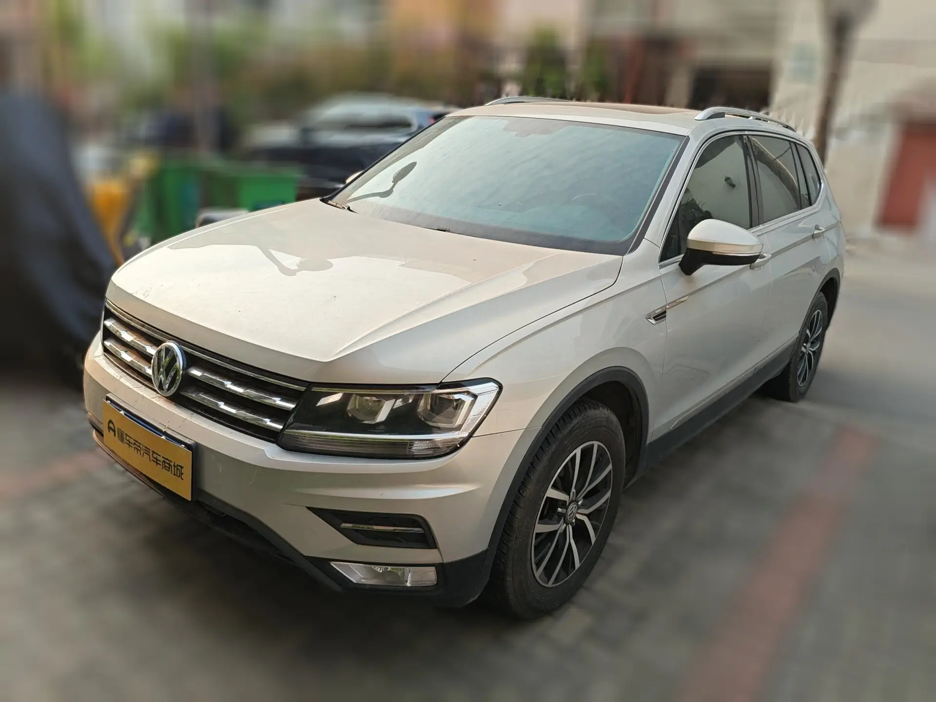 Volkswagen Tiguan L
