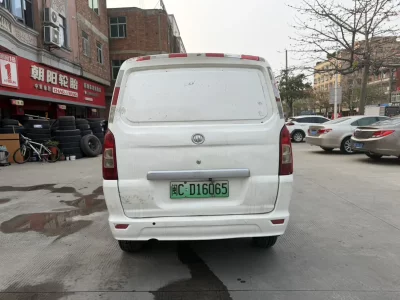 New Longma Automobile Qiteng M70 EV