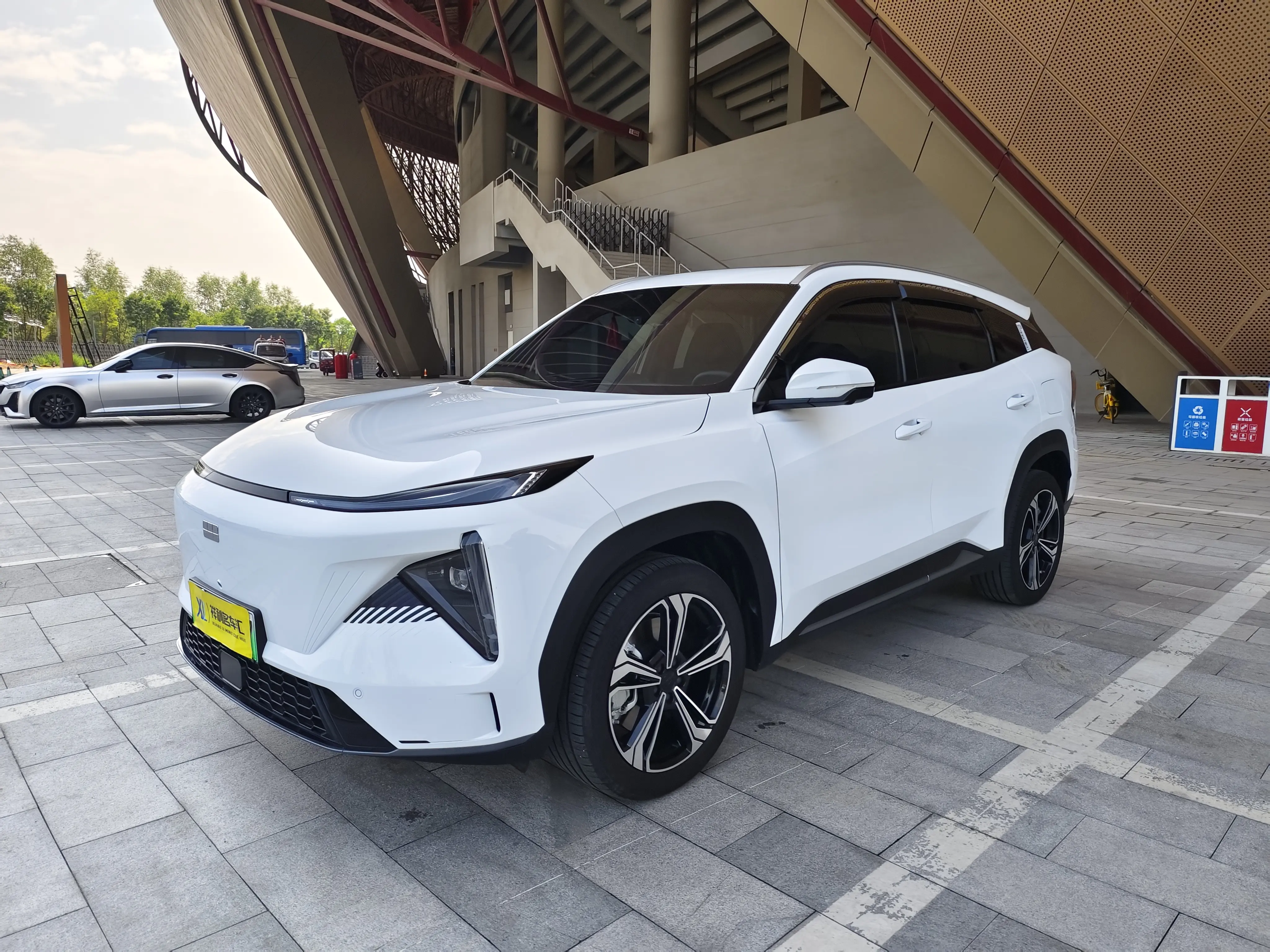 Geely Galaxy L7