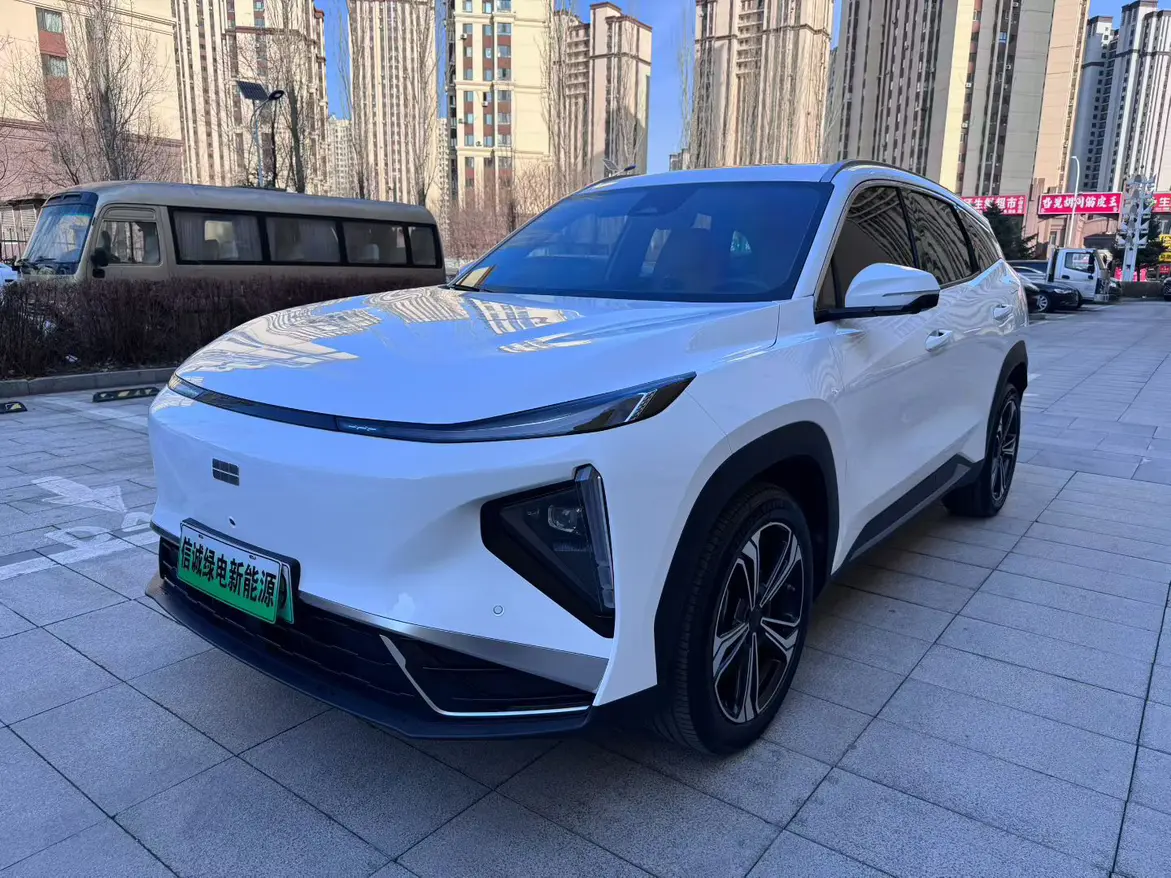 Geely Galaxy L7