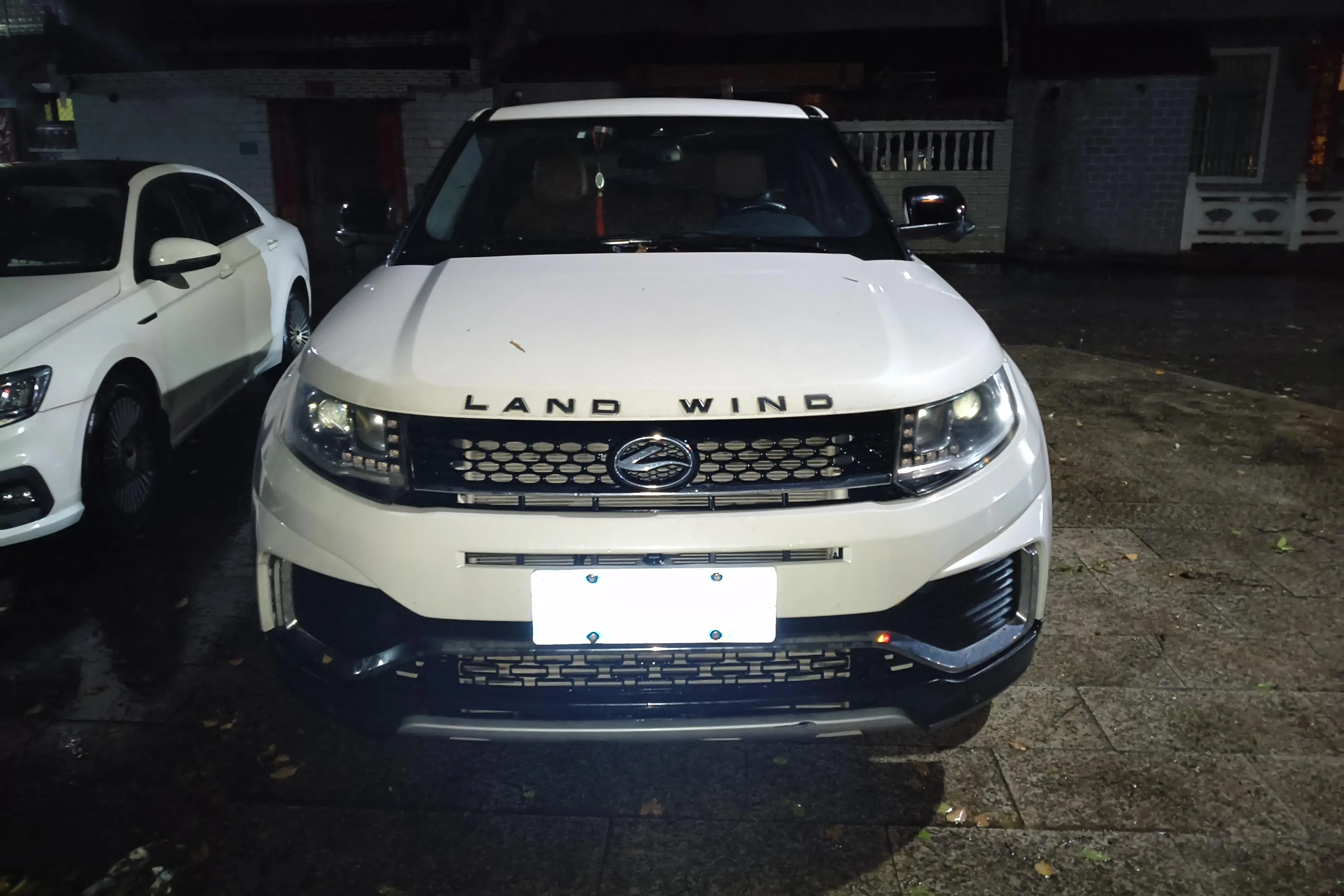 Lu Feng Landwind X7