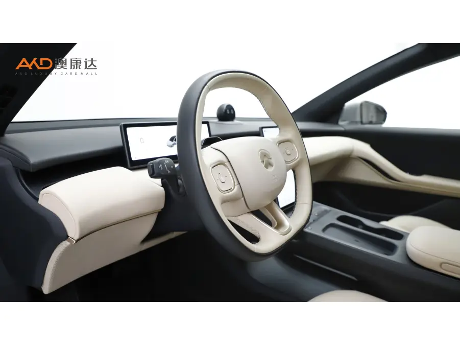 NIO ET5