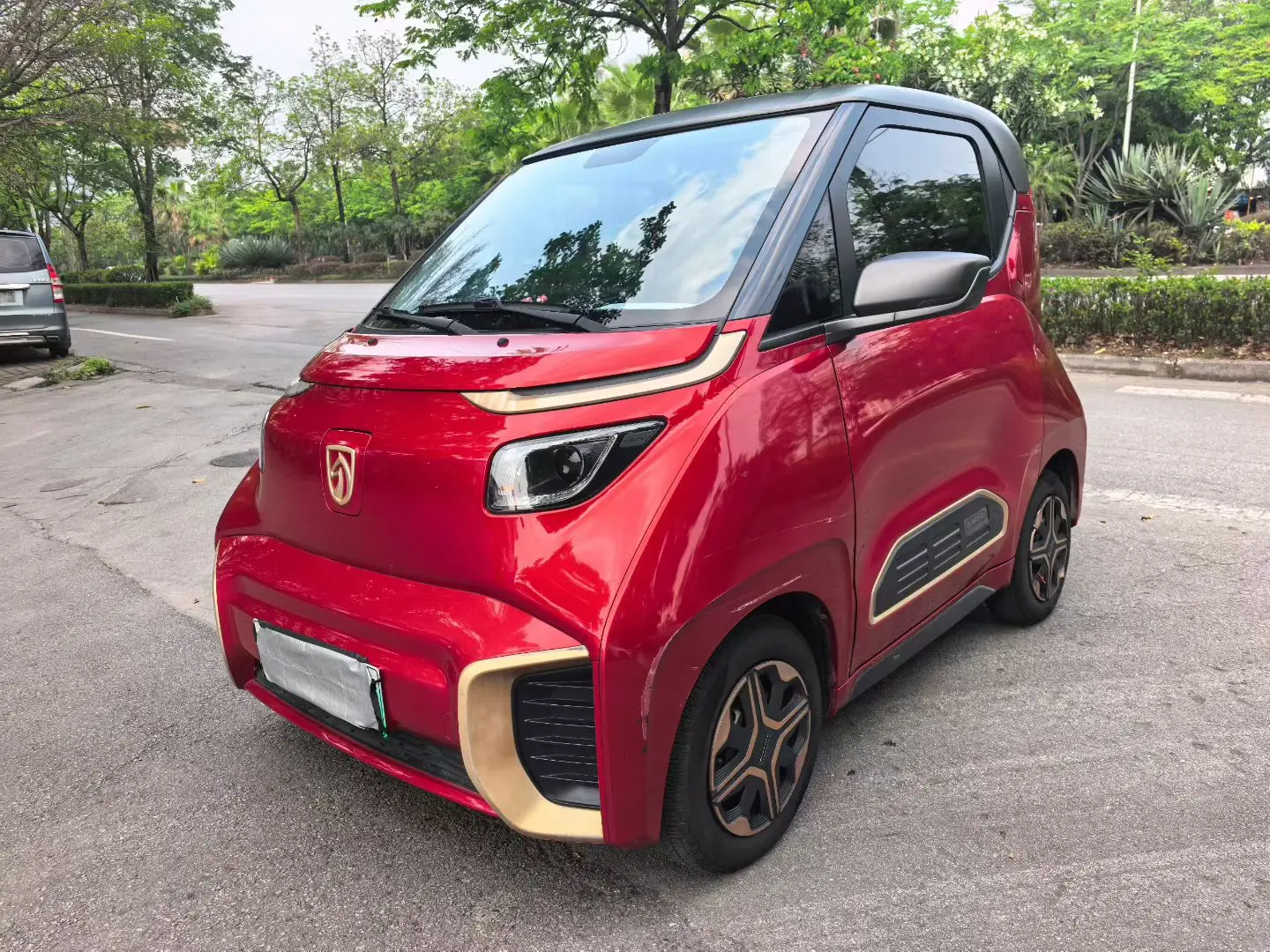 Baojun E200