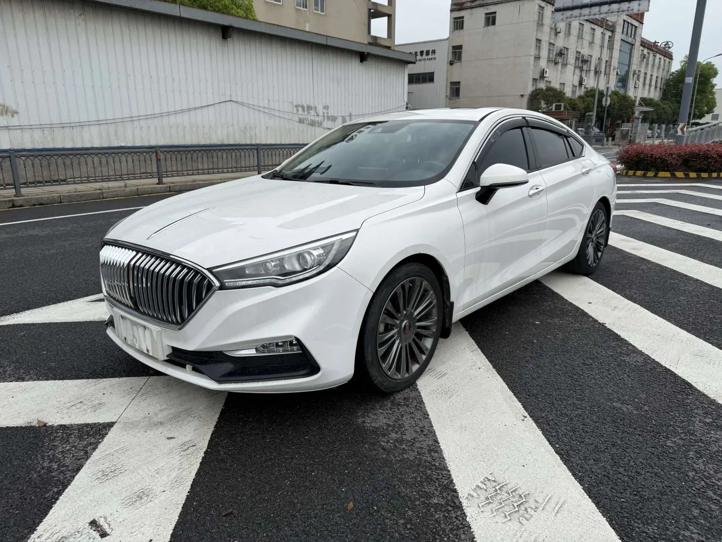 Hongqi H5 classic