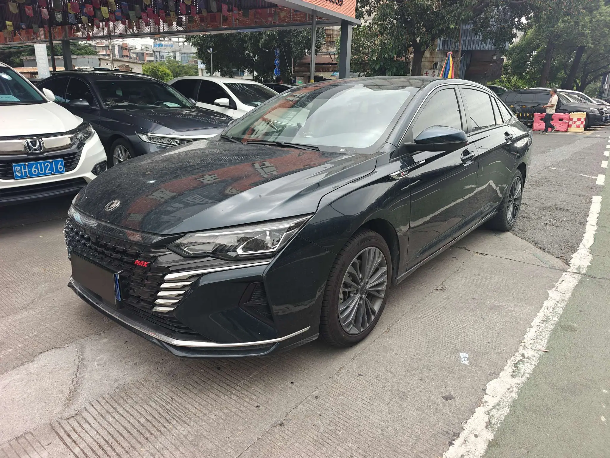 Dongfeng Yixuan MAX