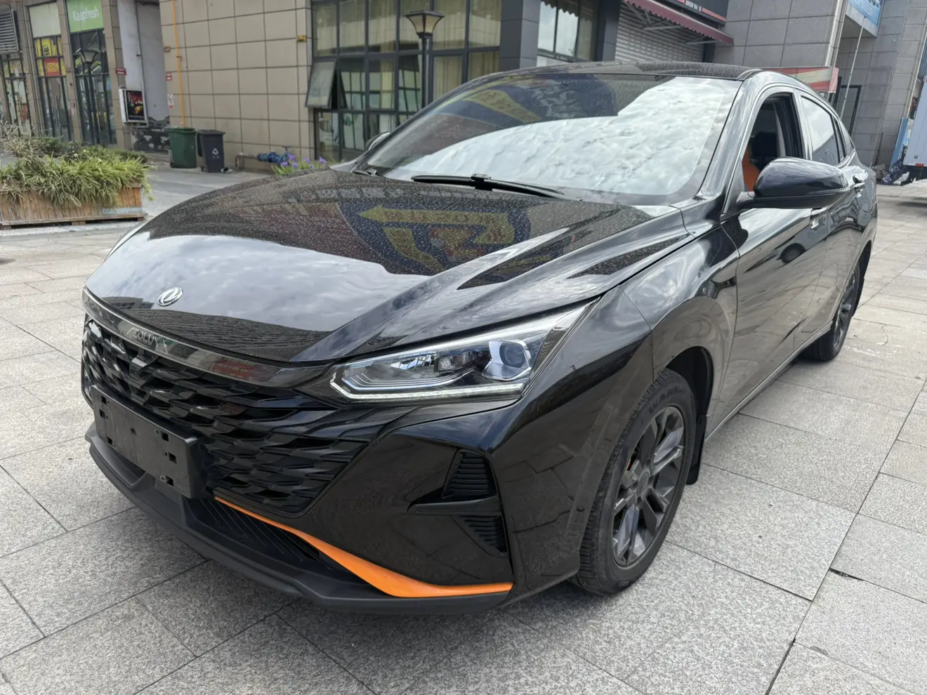 Dongfeng Yixuan