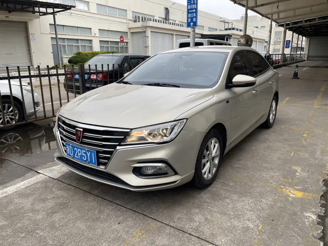 Roewe i5