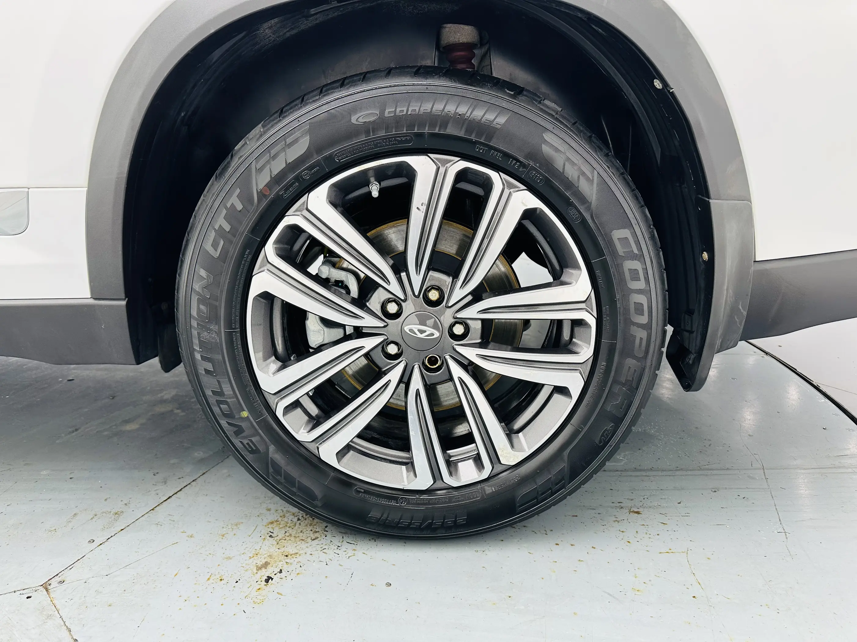 Chery Tiggo 8