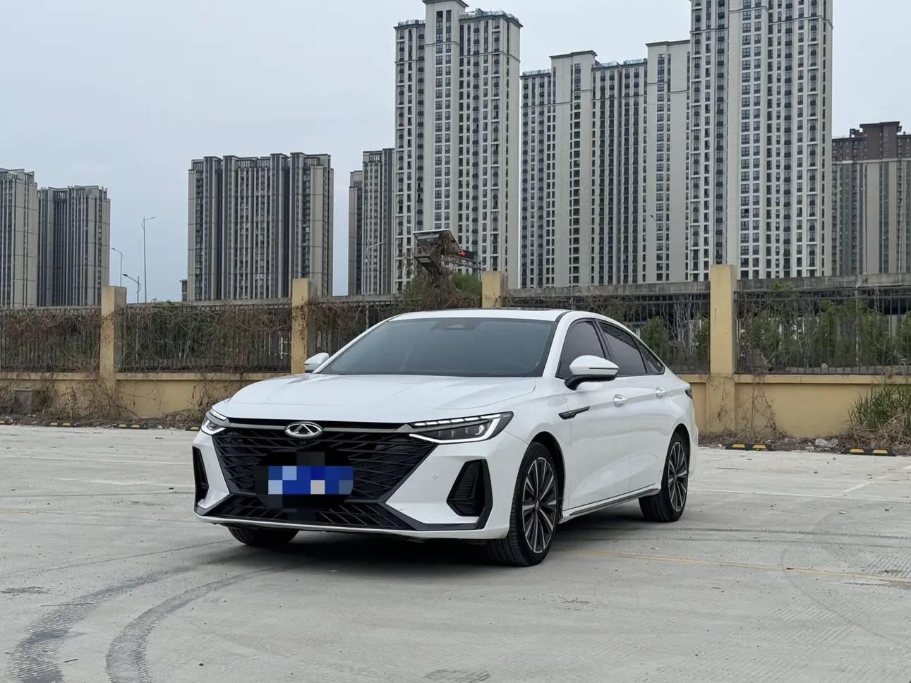 Chery Arrizo 8
