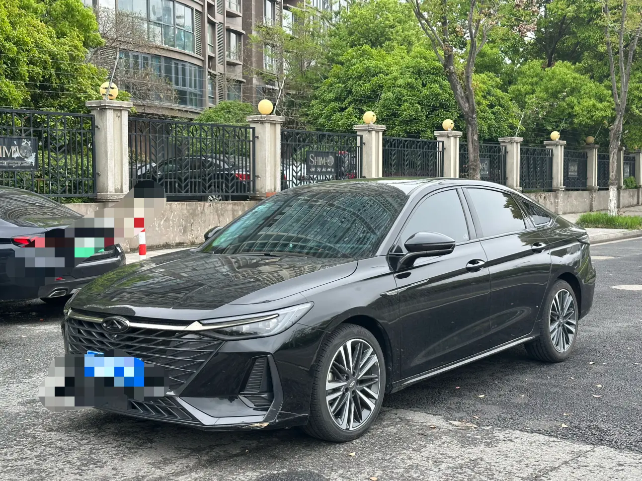 Chery Arrizo 8