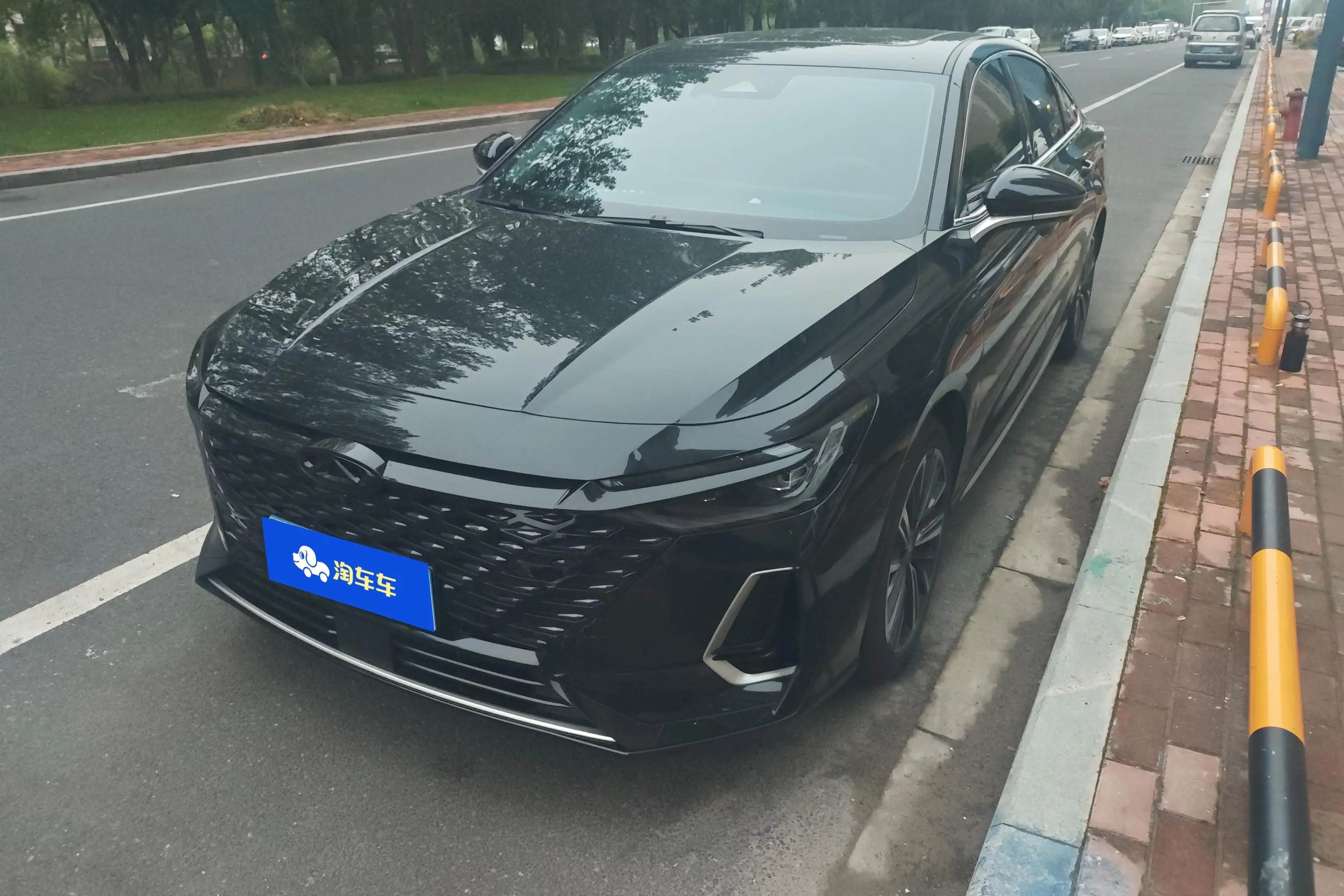 Chery Arrizo 8