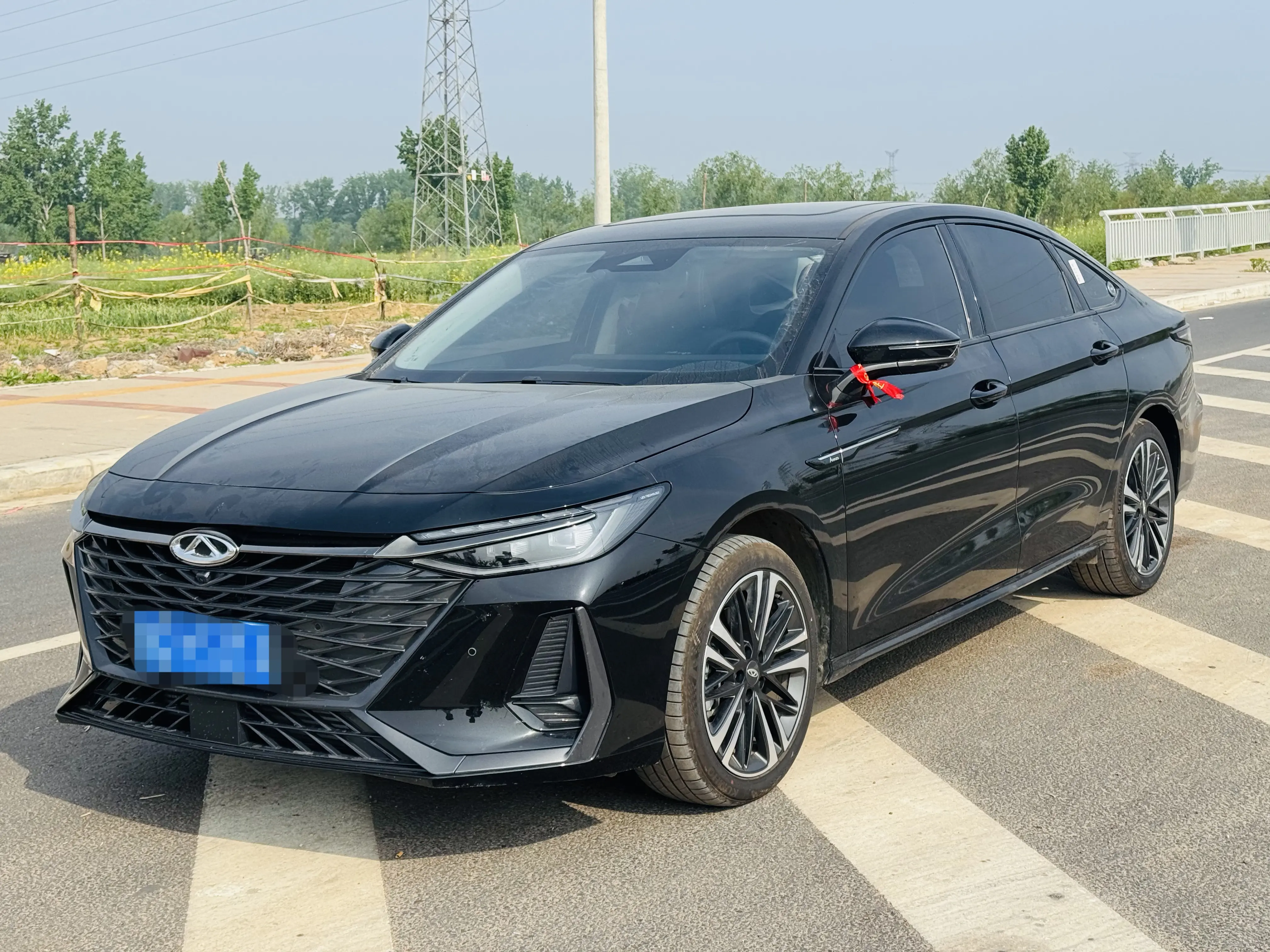 Chery Arrizo 8