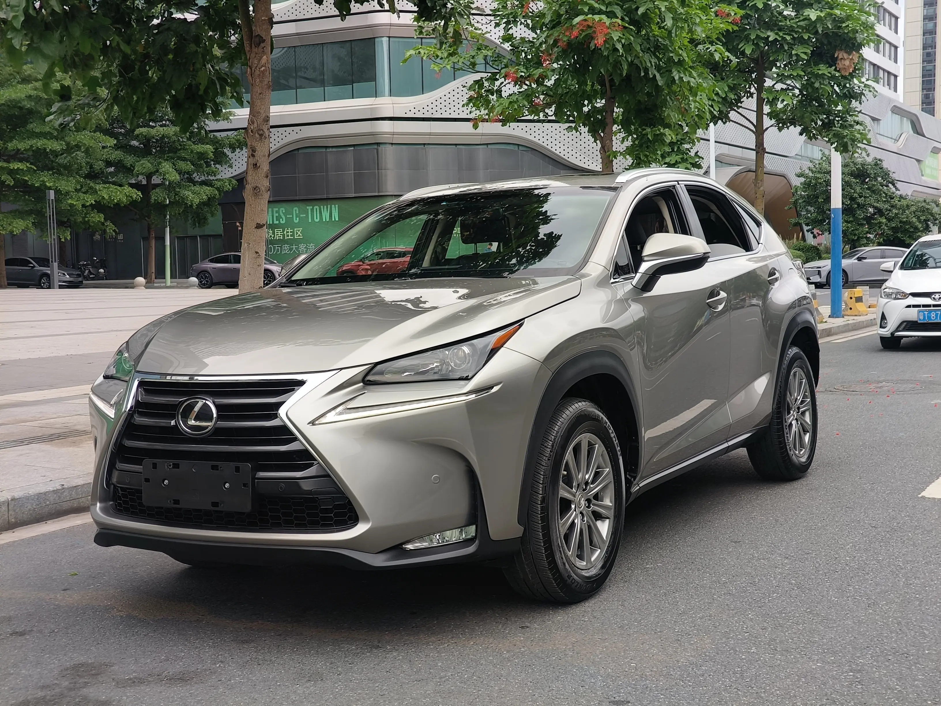Lexus NX