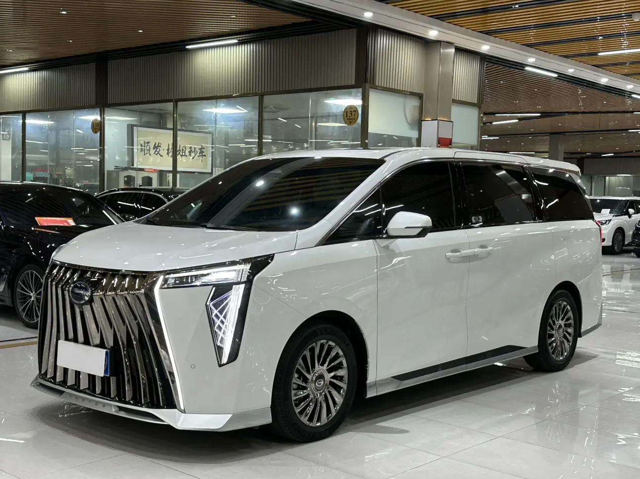 GAC Trumpchi M8