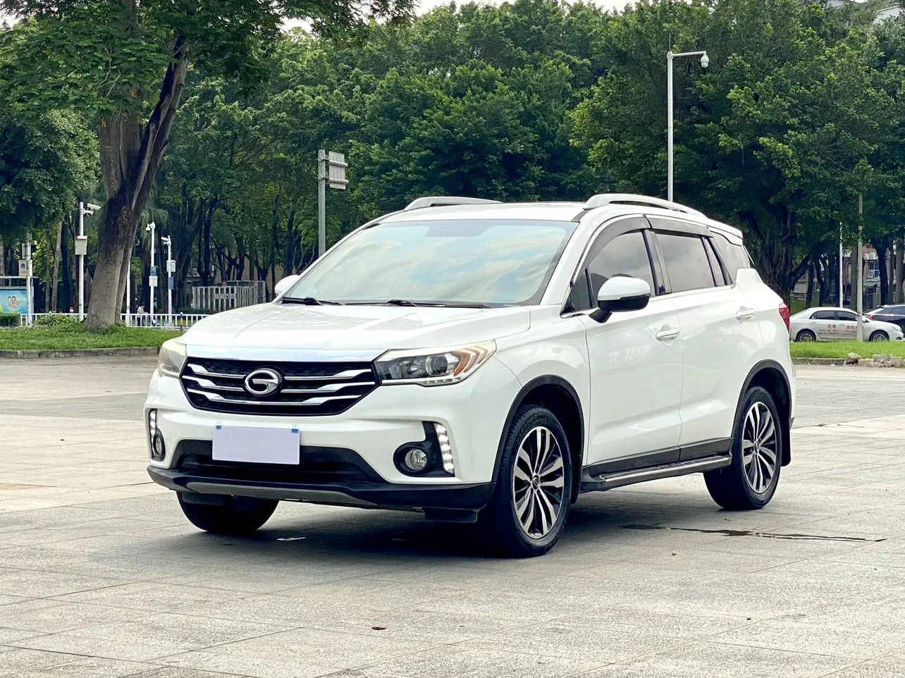 GAC Trumpchi GS4