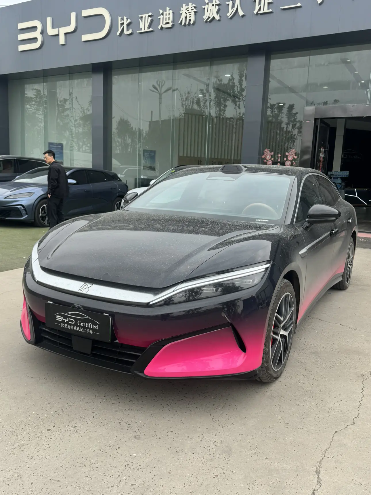 BYD Han L EV