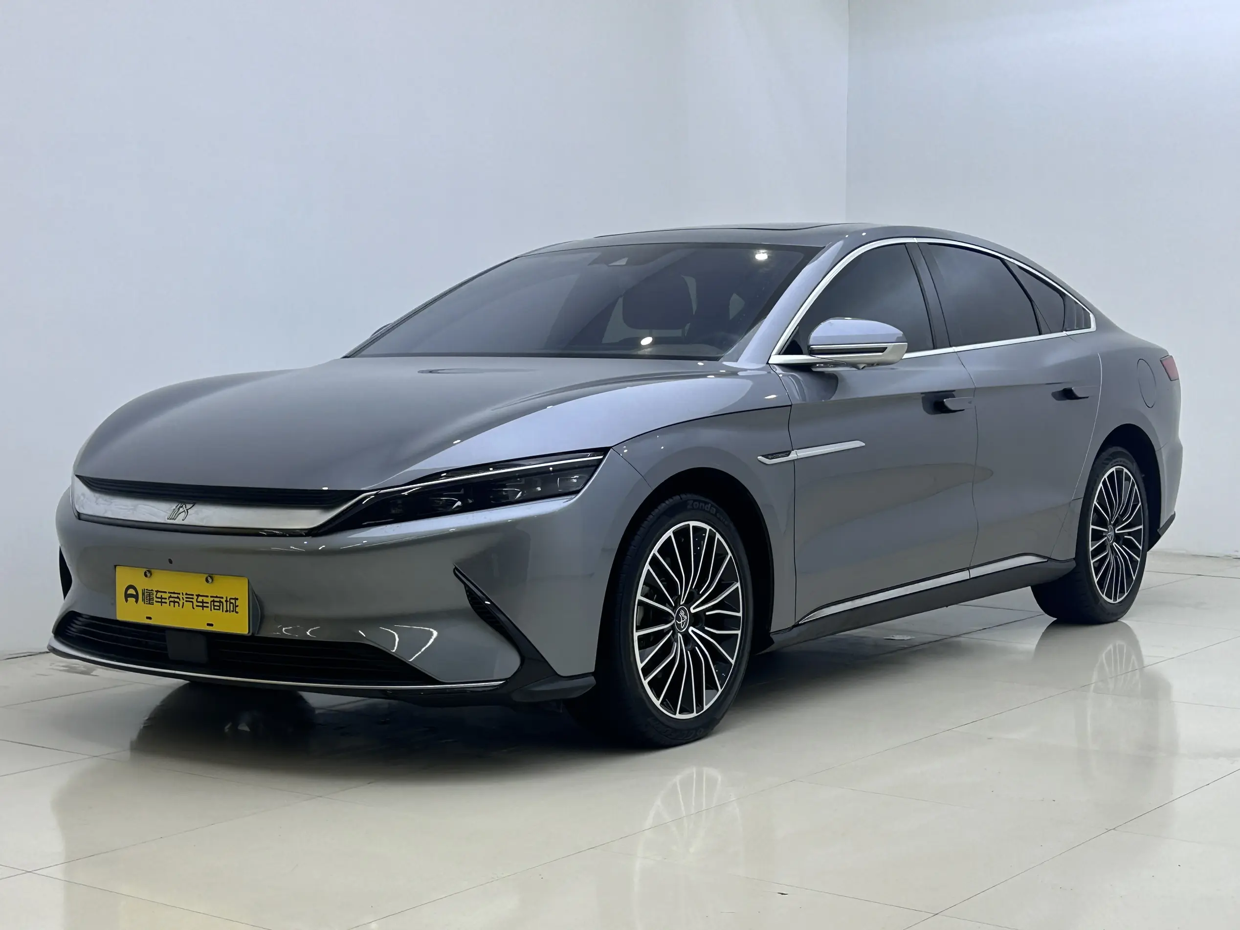 BYD Han EV