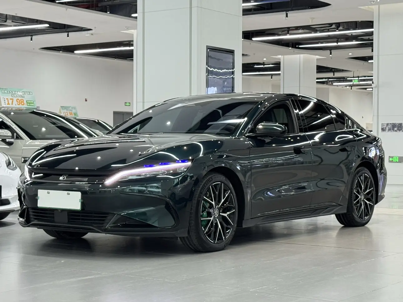 BYD Han EV