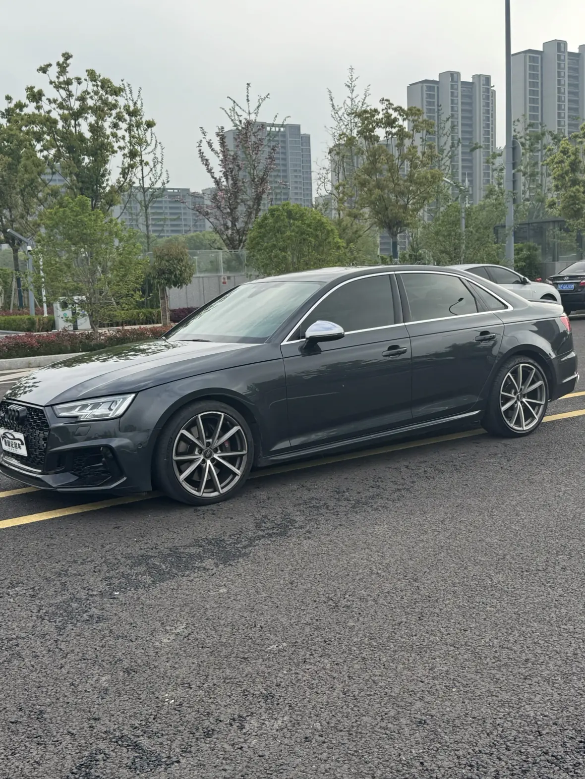 Audi S4