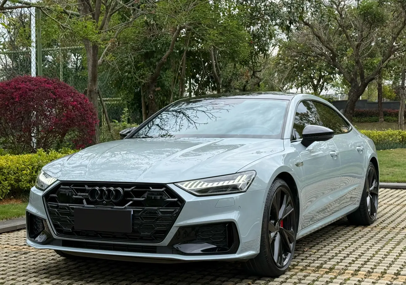 Audi A7L