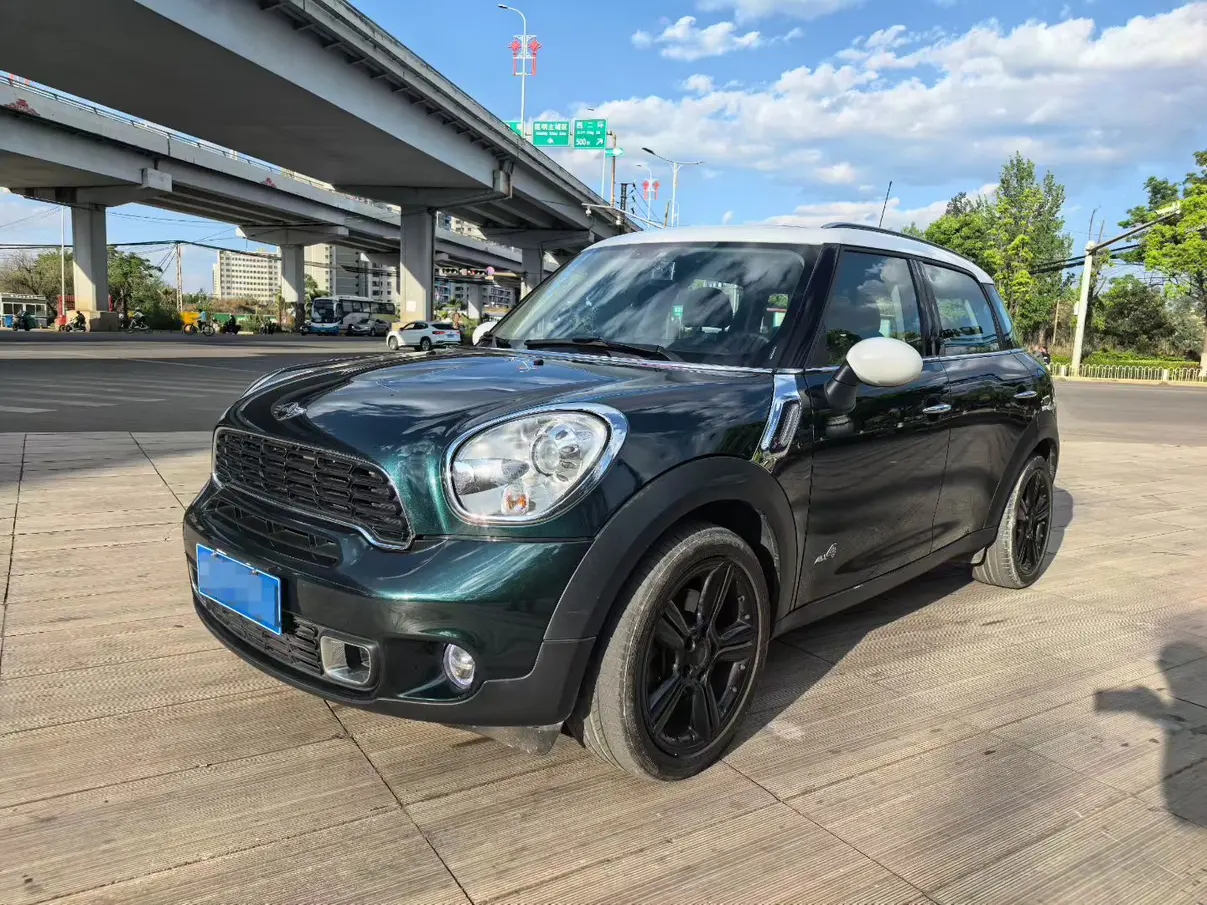 MINI COUNTRYMAN