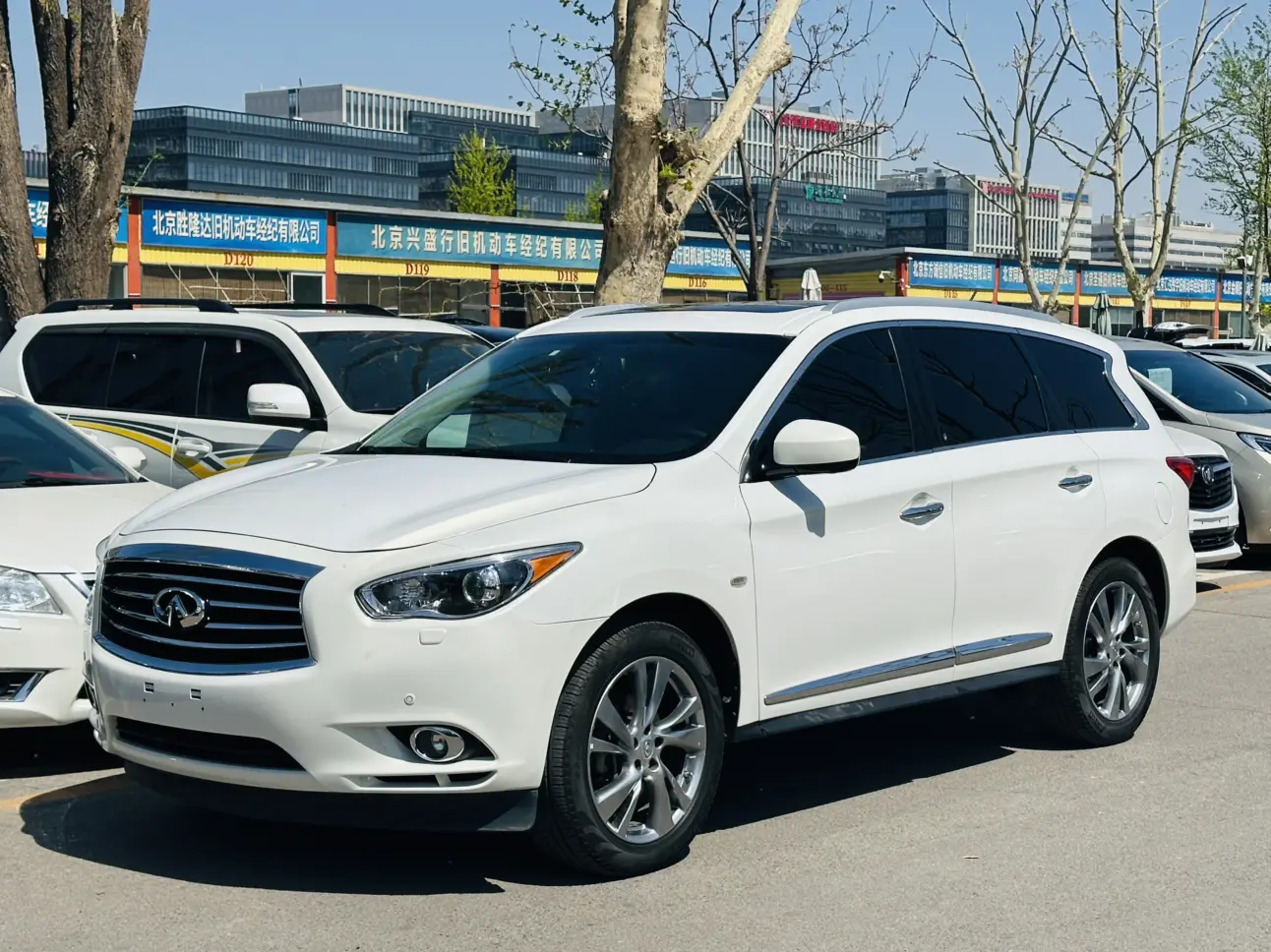 Infiniti JX