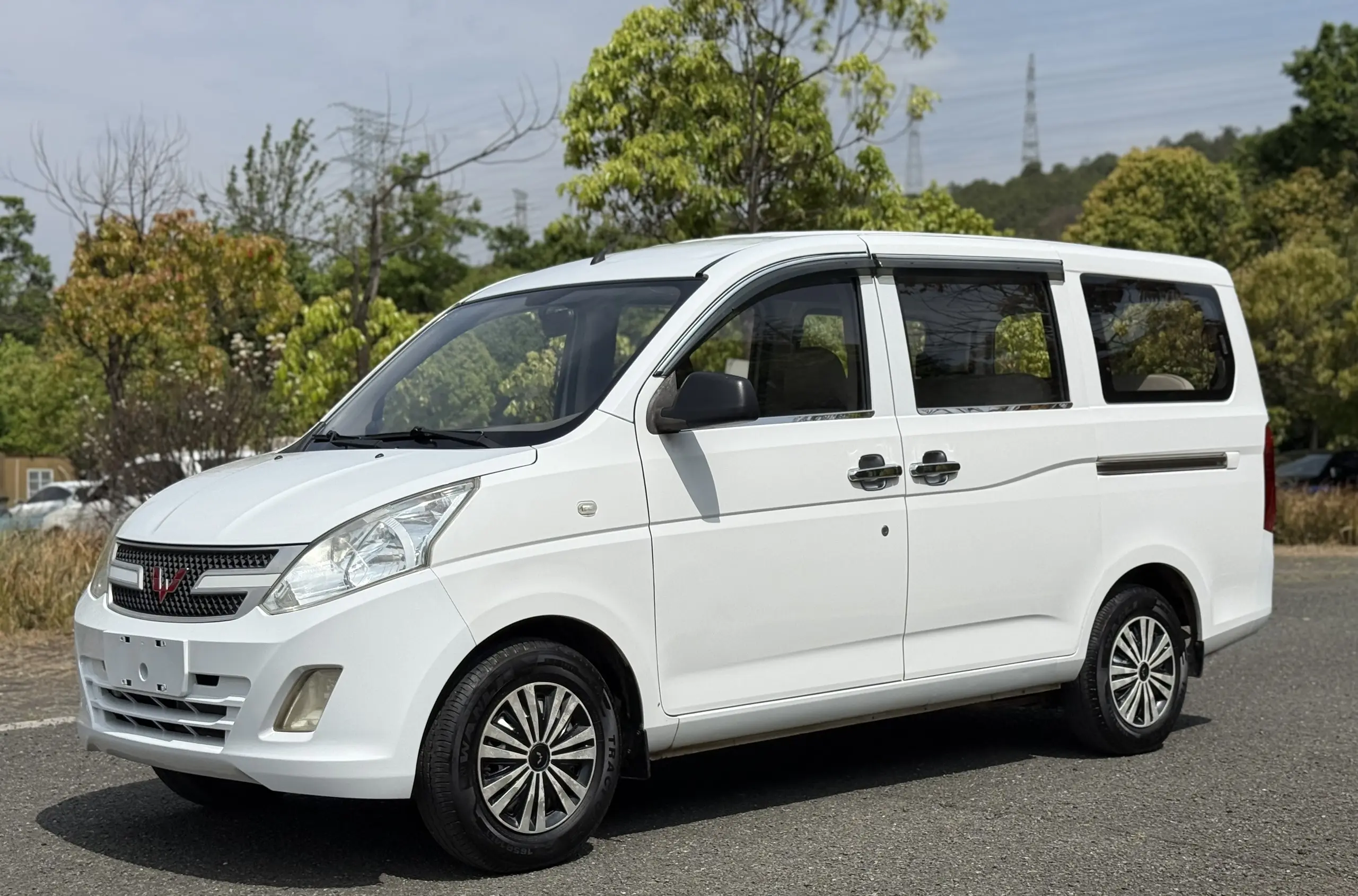 Wuling Rongguang V