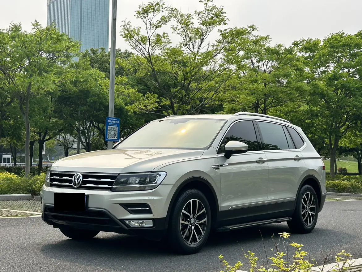 Volkswagen Tiguan L