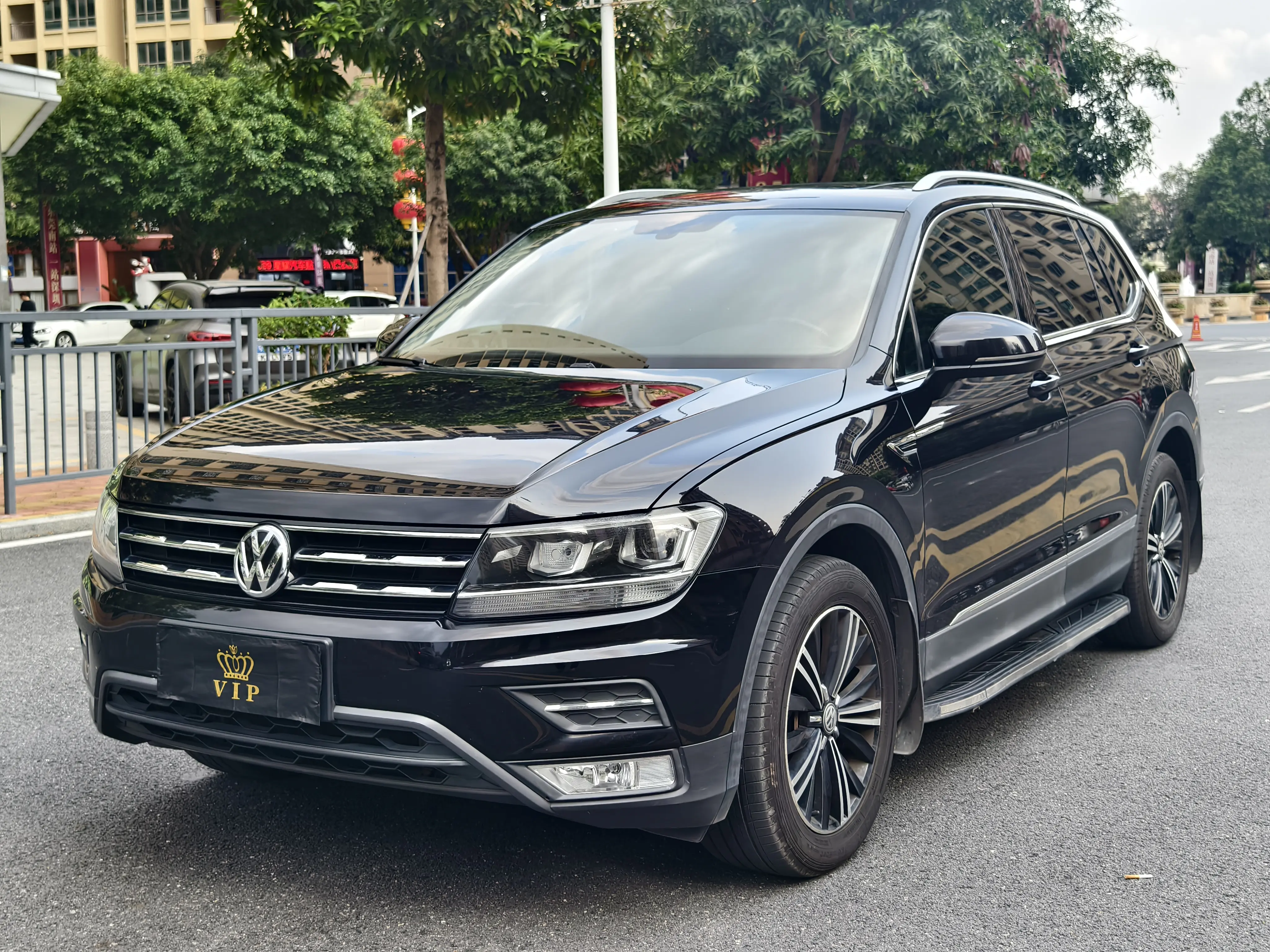 Volkswagen Tiguan L