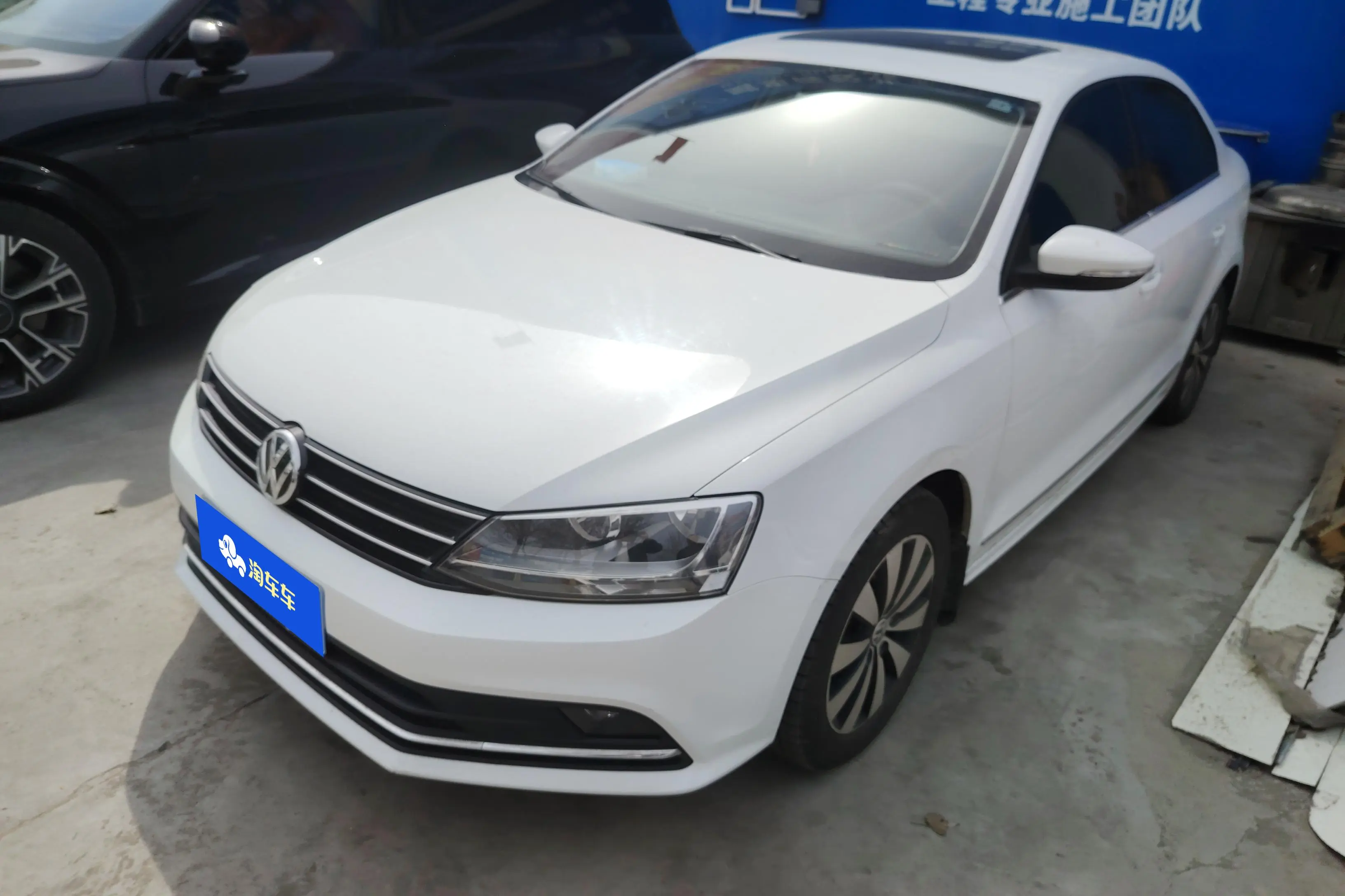 Volkswagen Sagitar