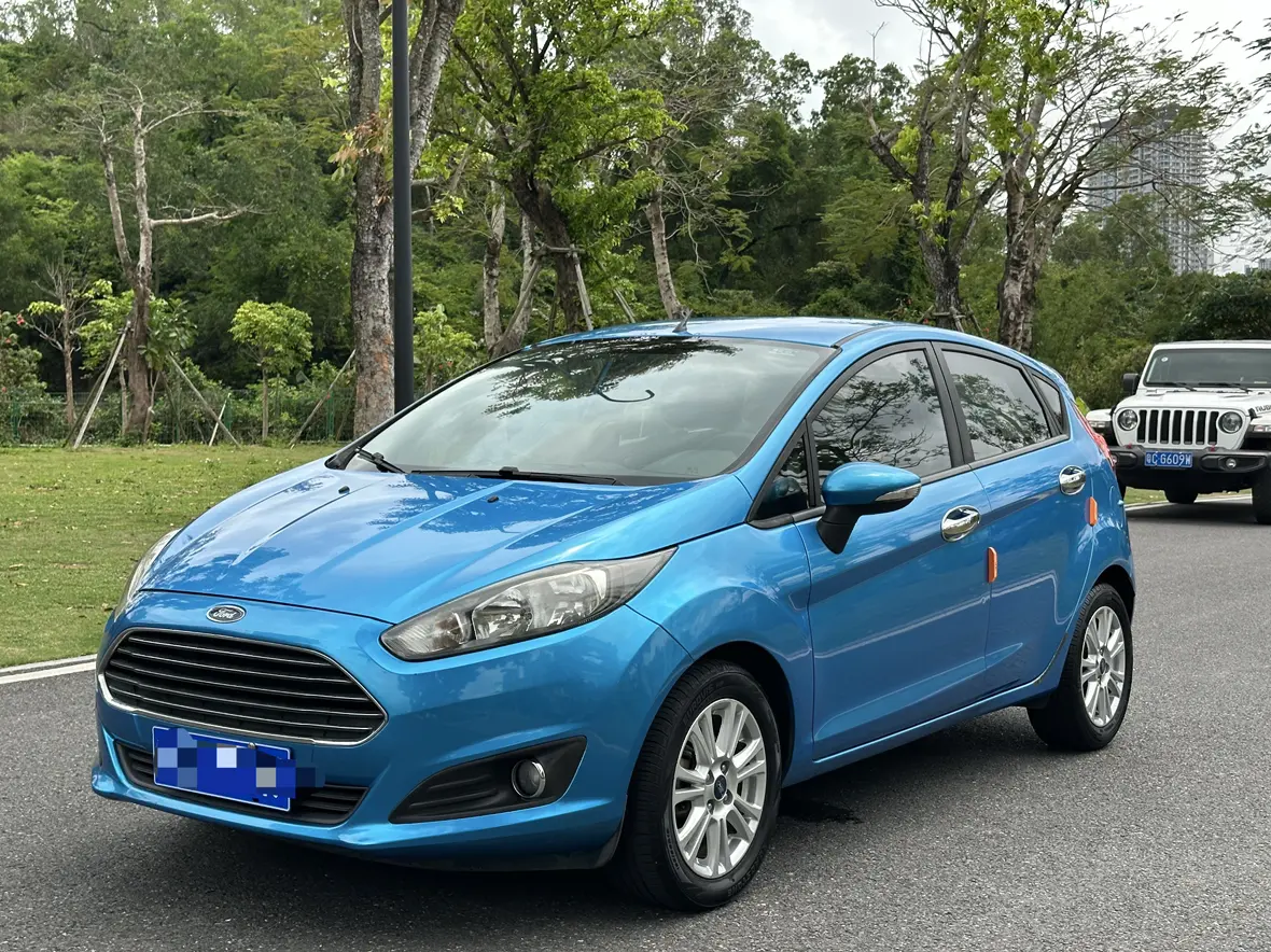 Ford Carnival