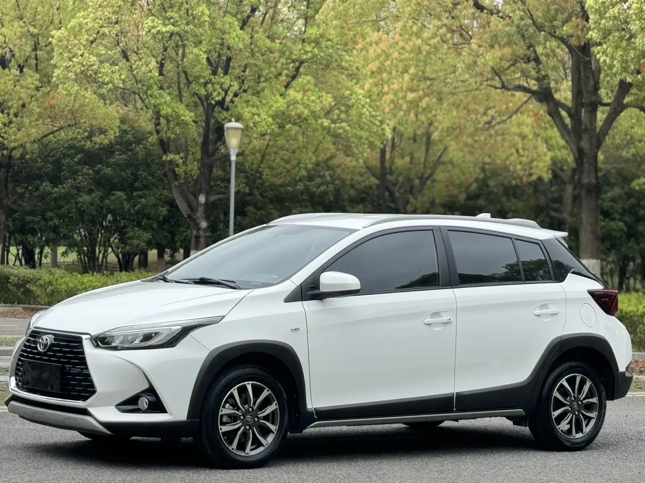 Toyota Yaris L
