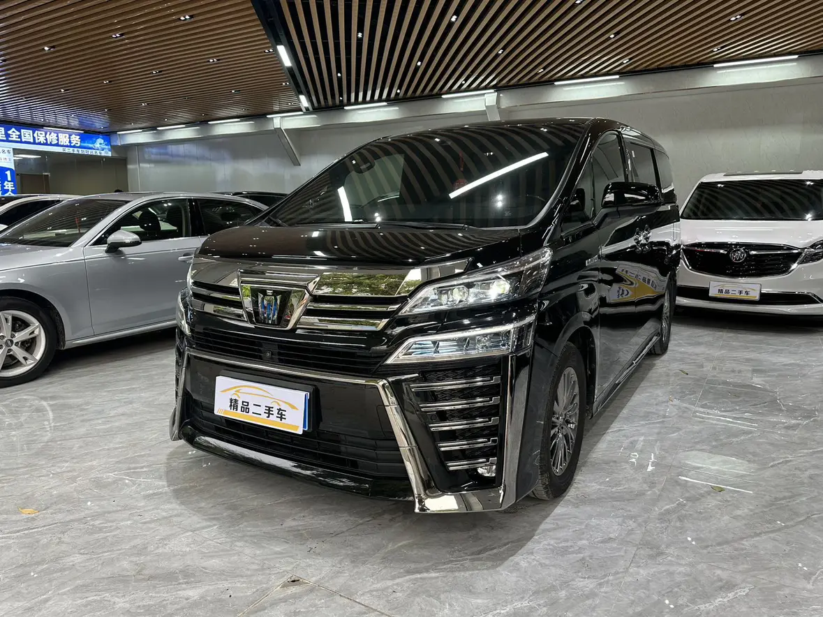 Toyota Crown Wellfire