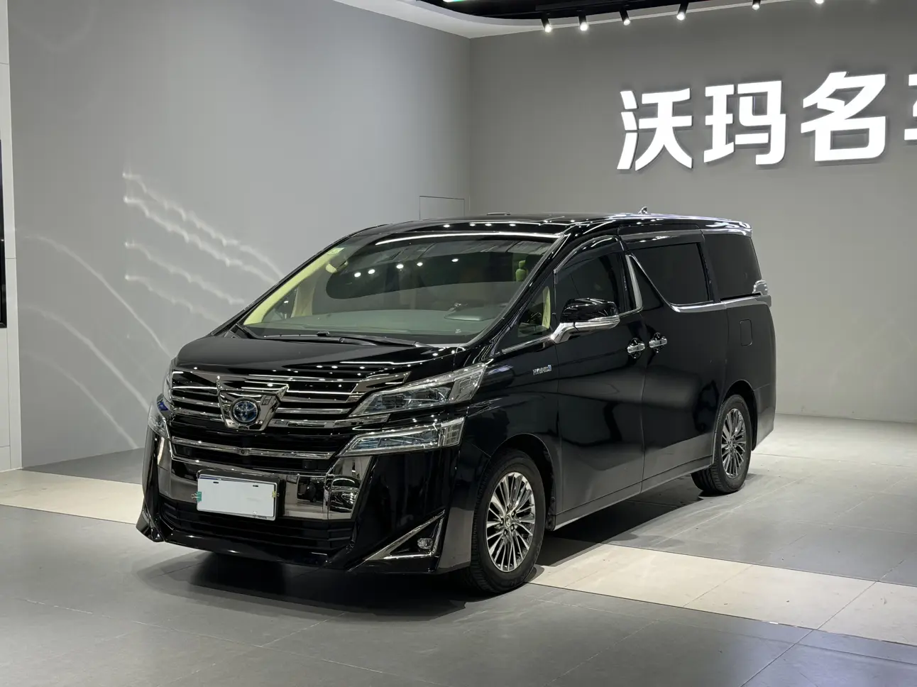 Toyota Crown Wellfire