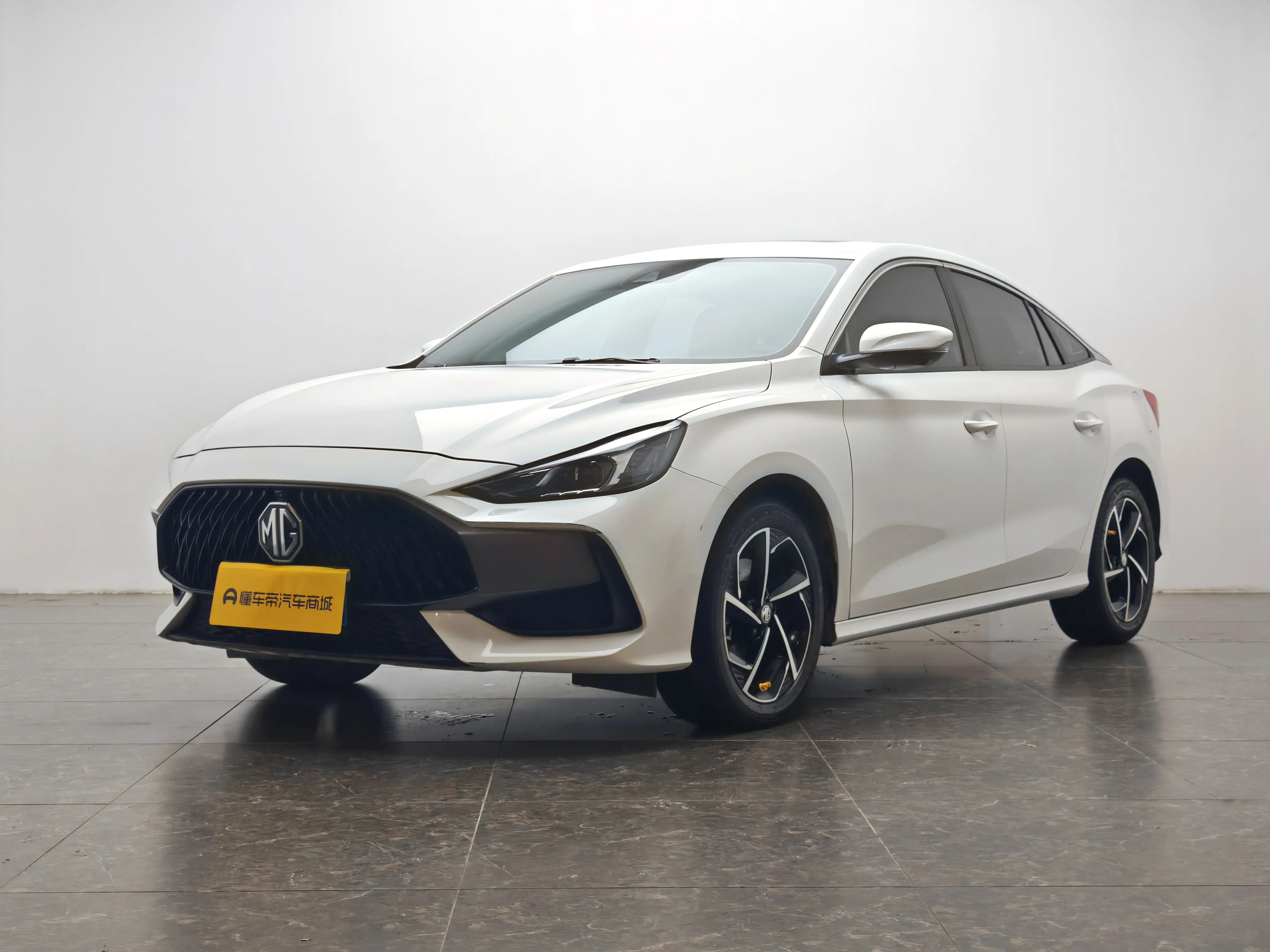 MG 5