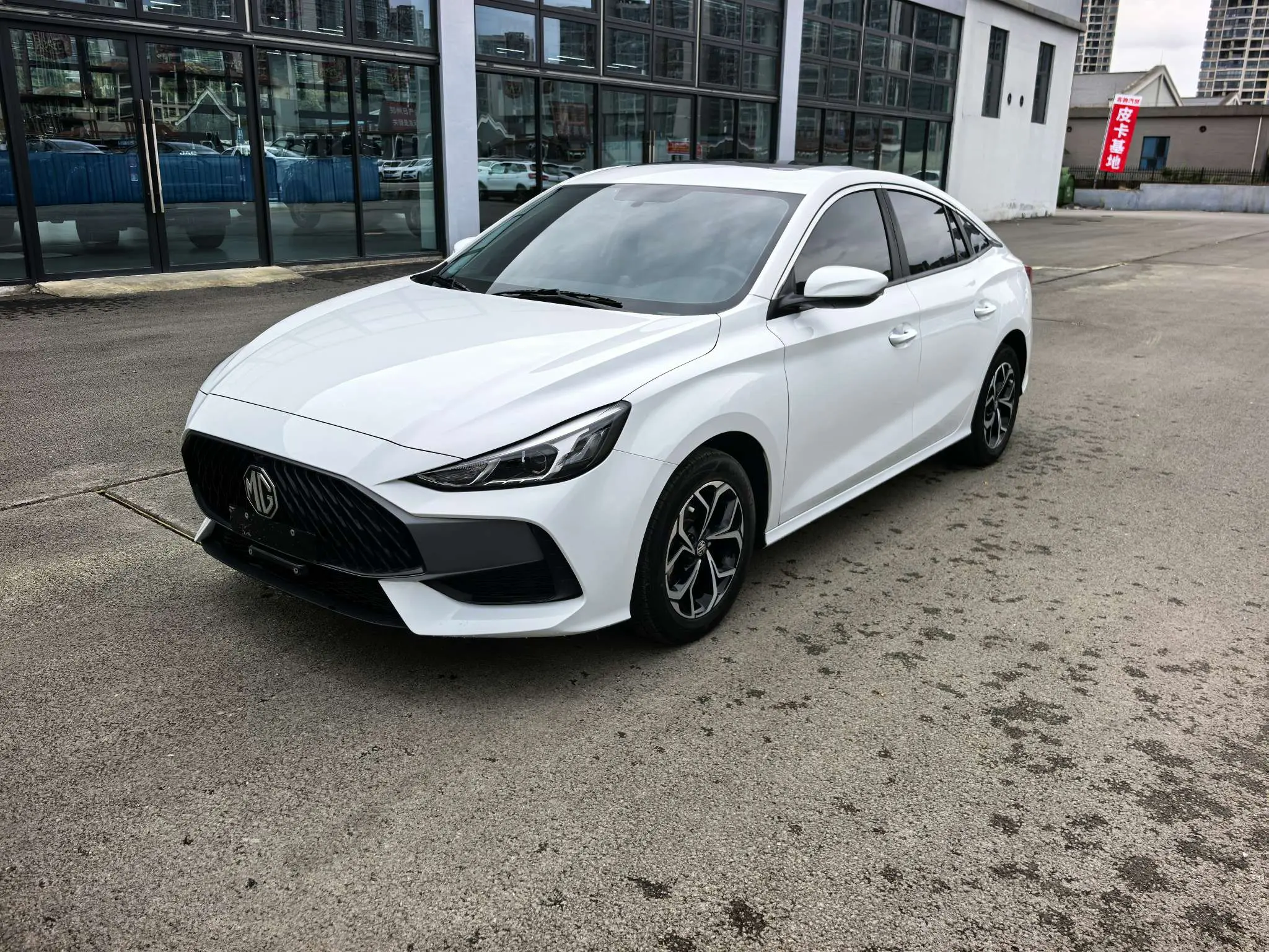 MG 5