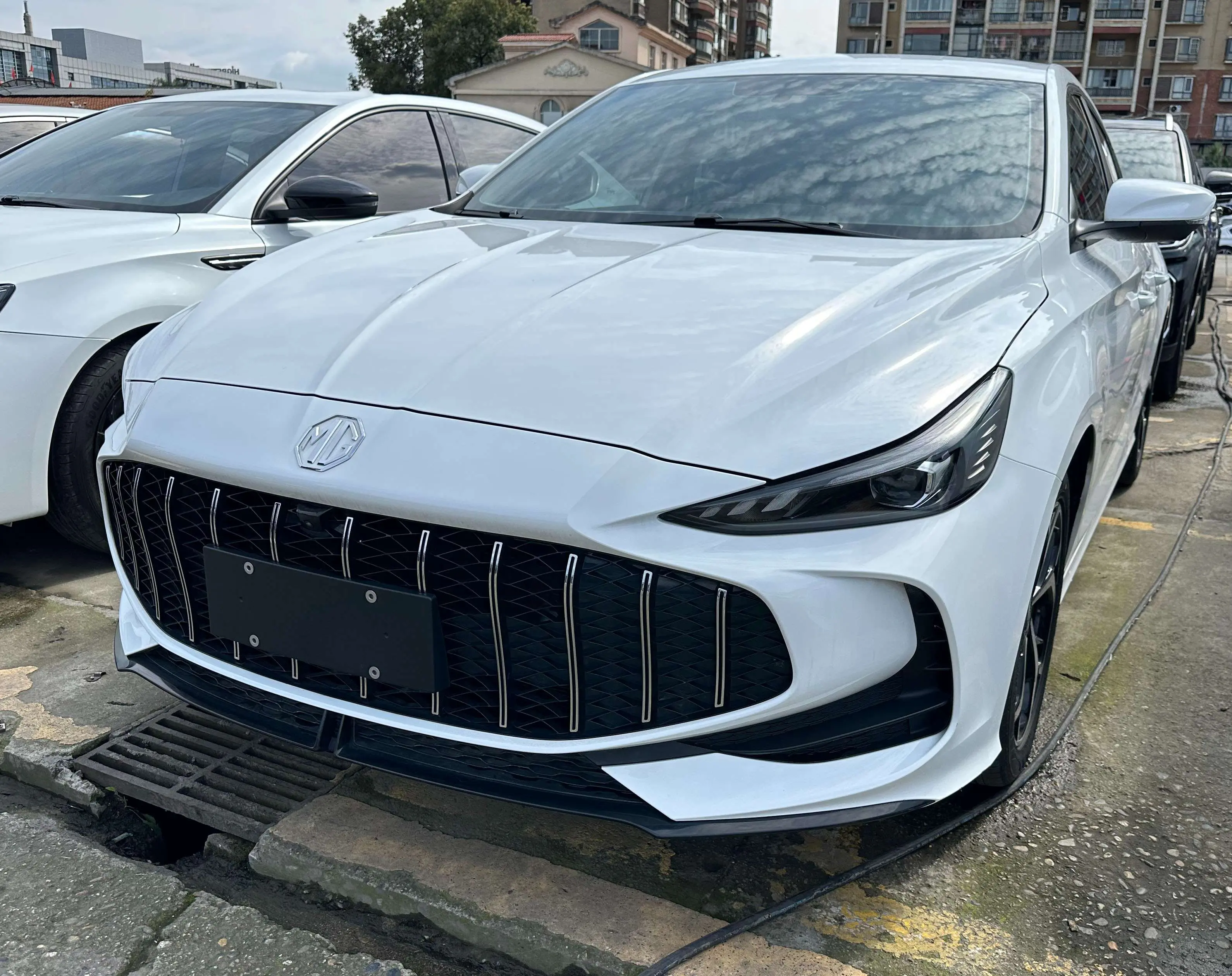 MG 5