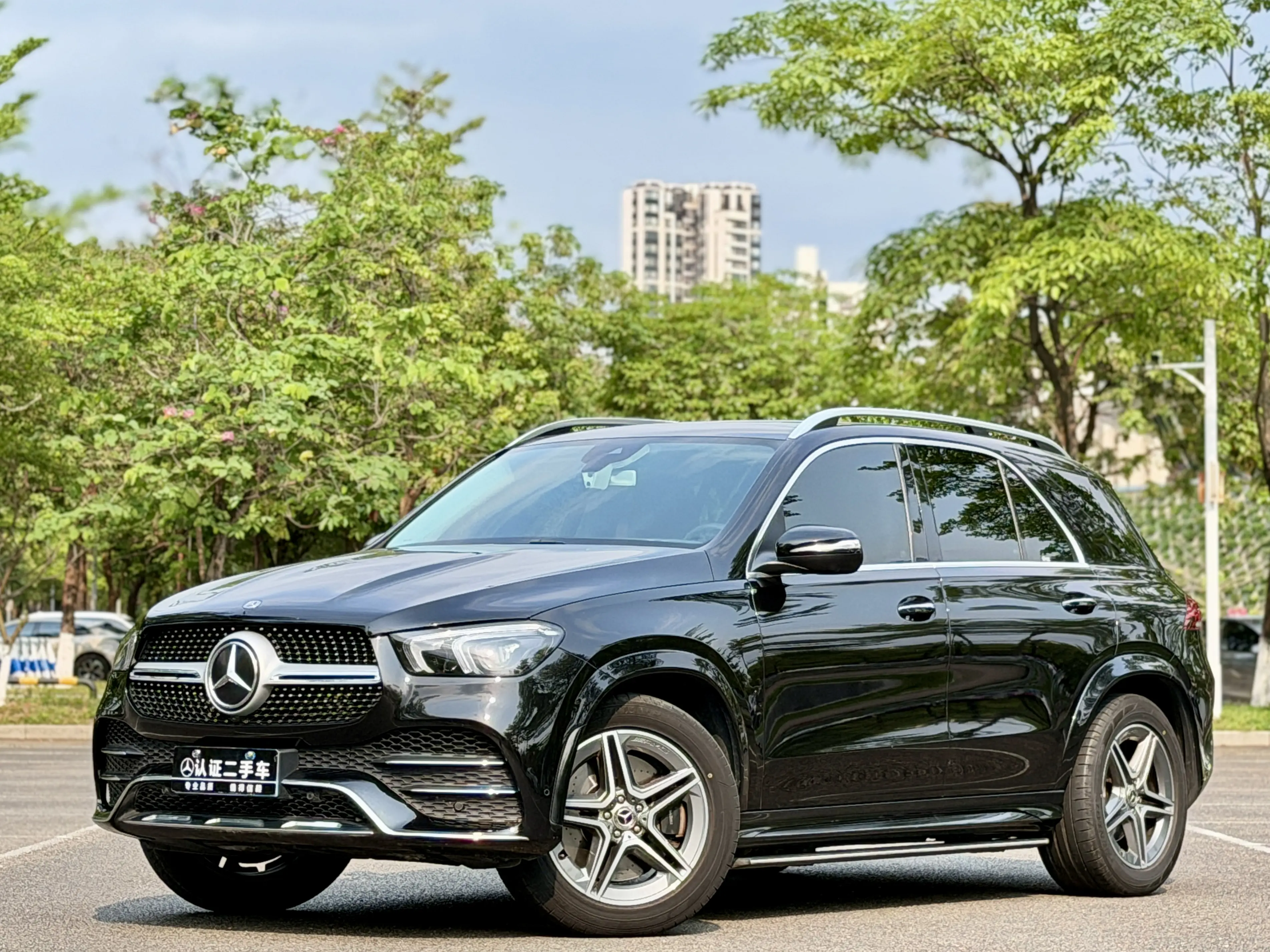 Mercedes-Benz GLE (Imported)